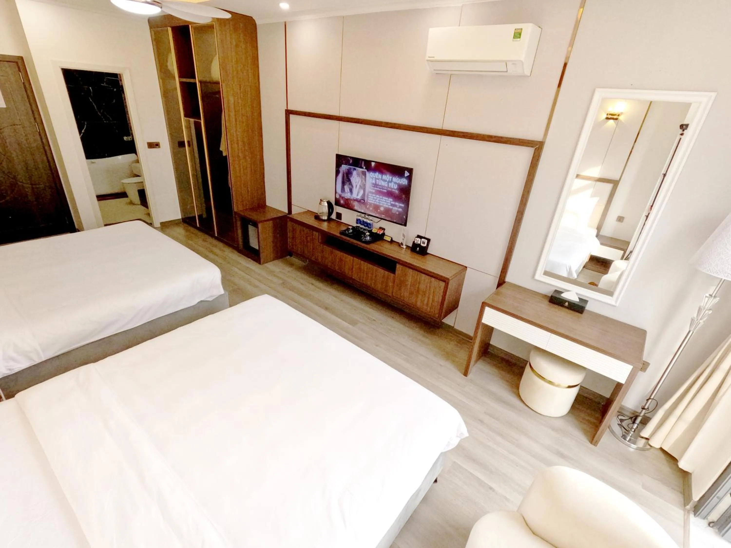 Bed in Halong Lavender Hotel