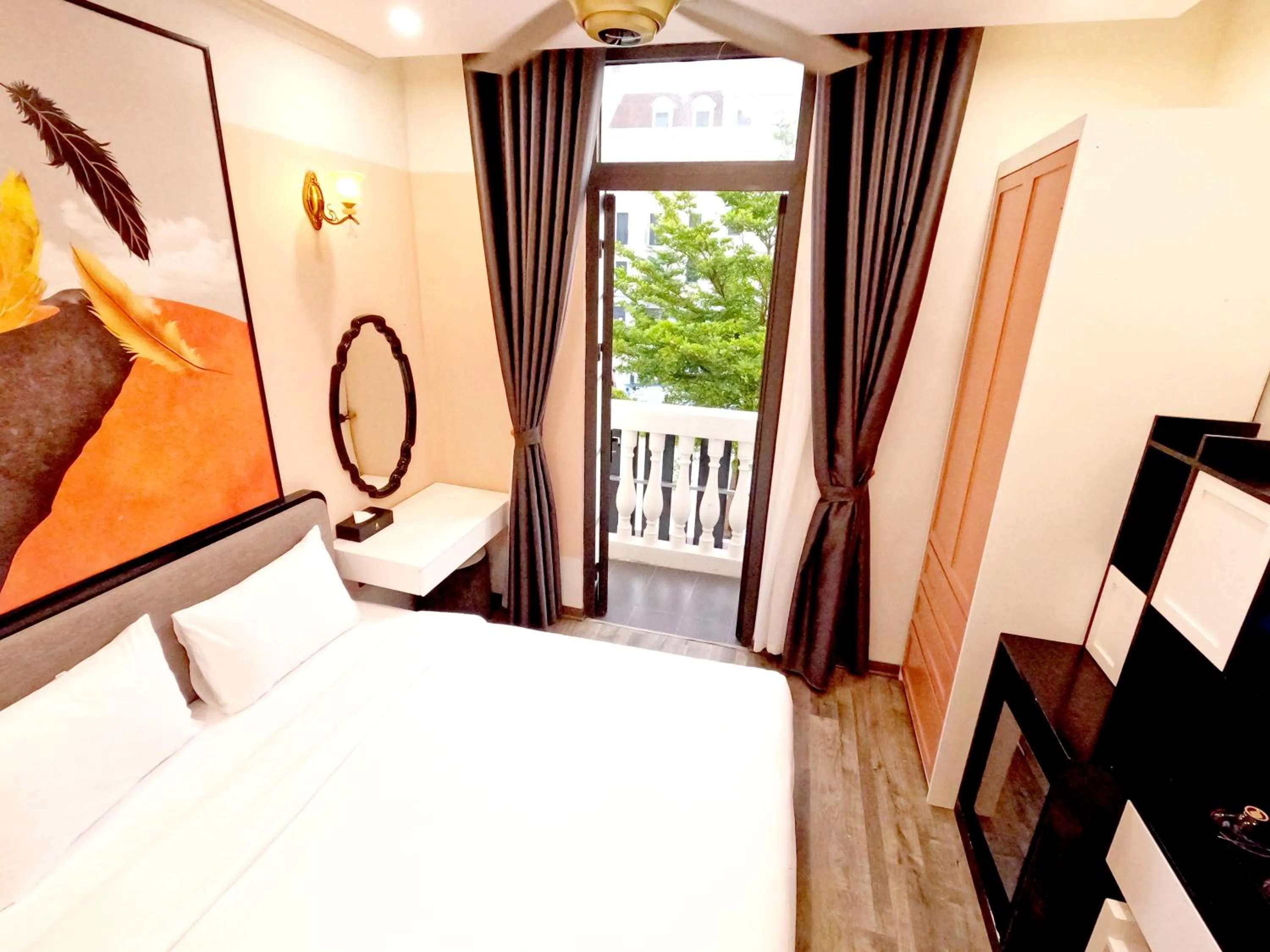 Bed in Halong Lavender Hotel