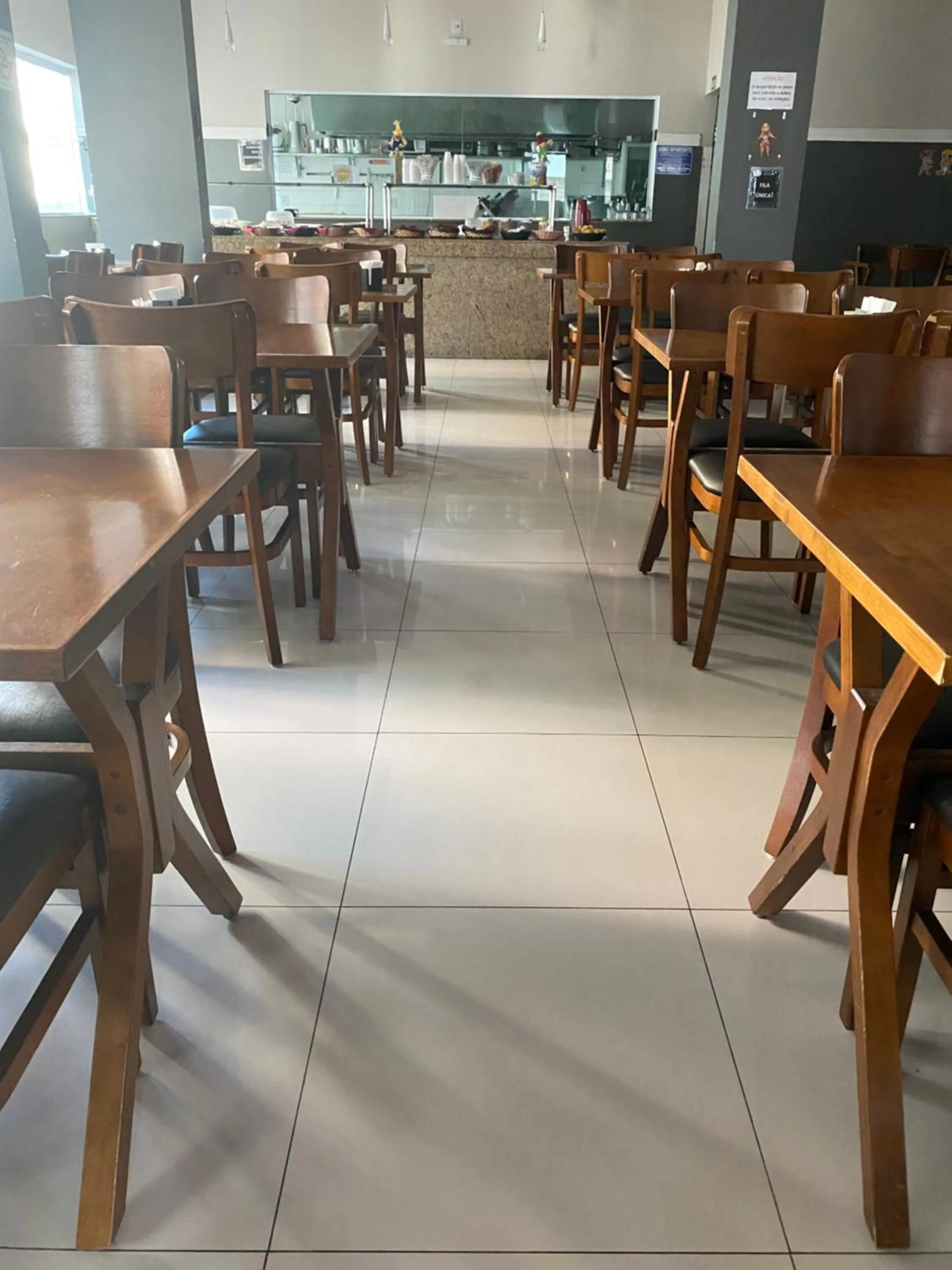 Restaurant/places to eat in Hotel San Rafain