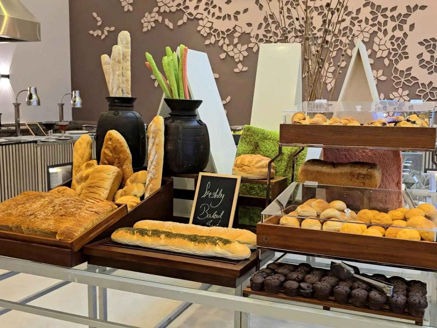 Breakfast in Copthorne Hotel Dubai