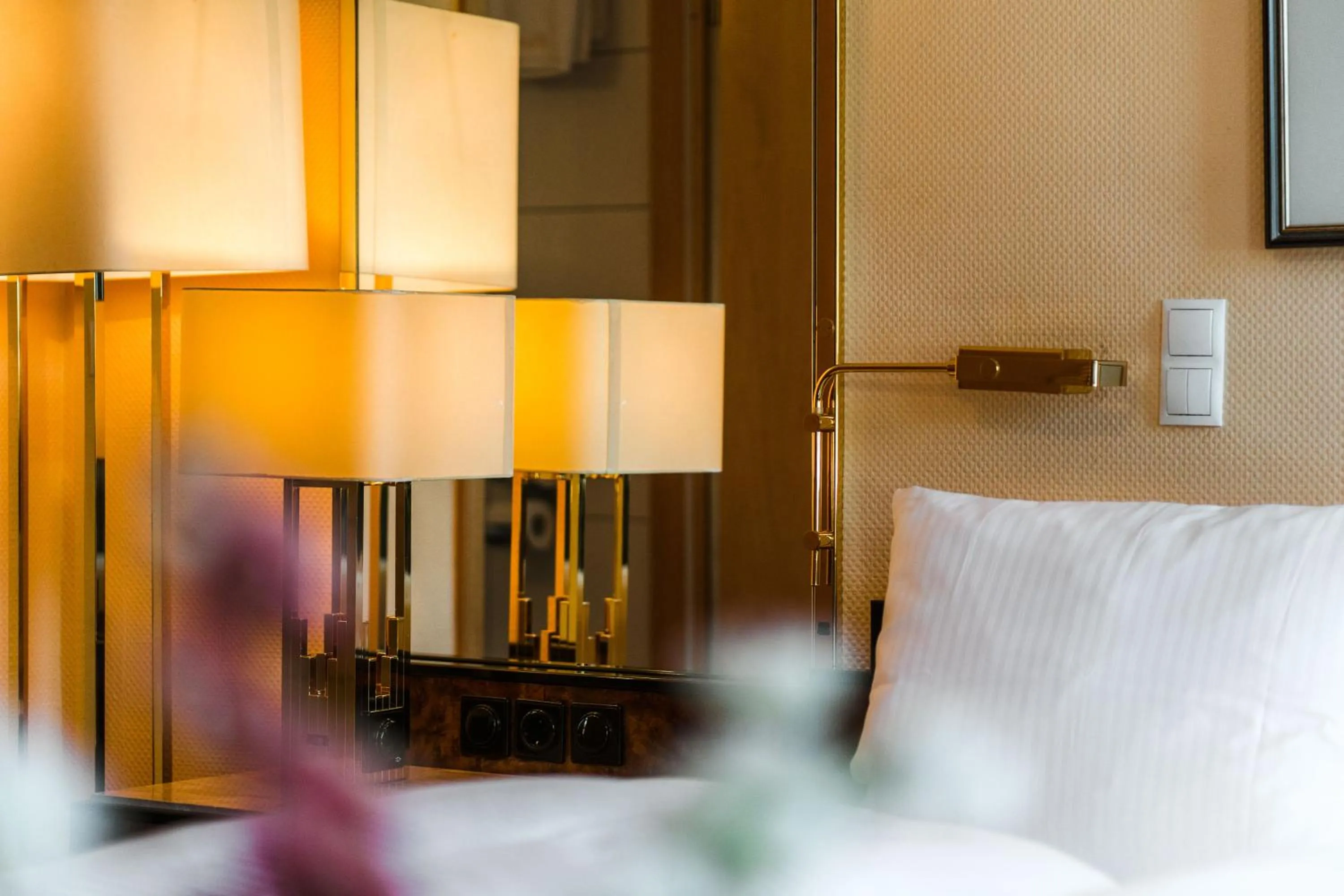 Bed in Hotel Rheinfels