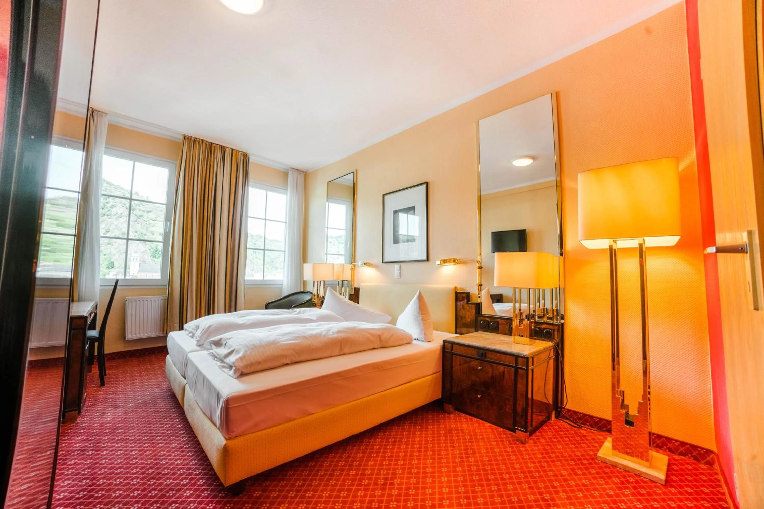 Photo of the whole room, Bed in Hotel Rheinfels