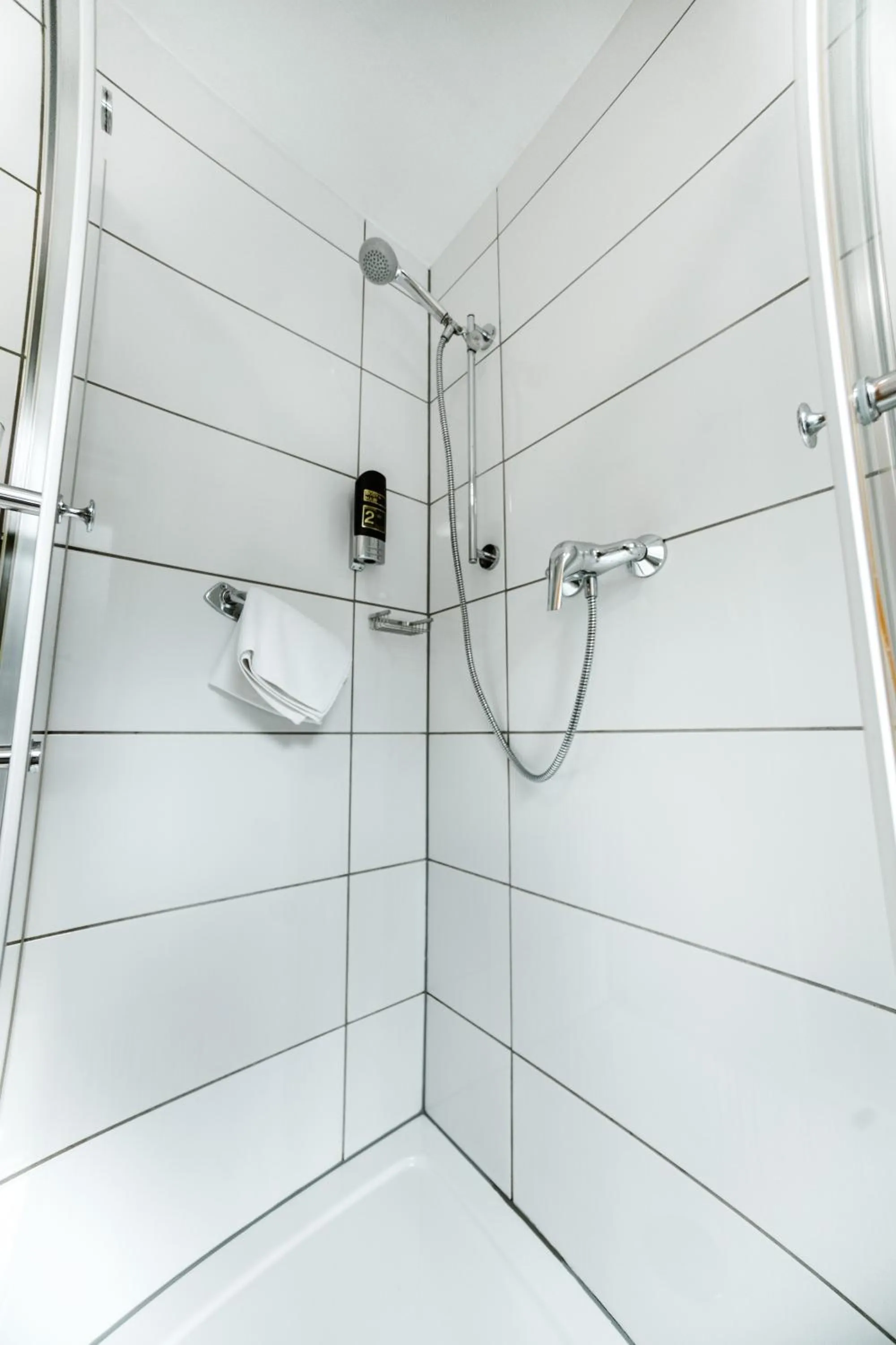 Shower in Hotel Rheinfels