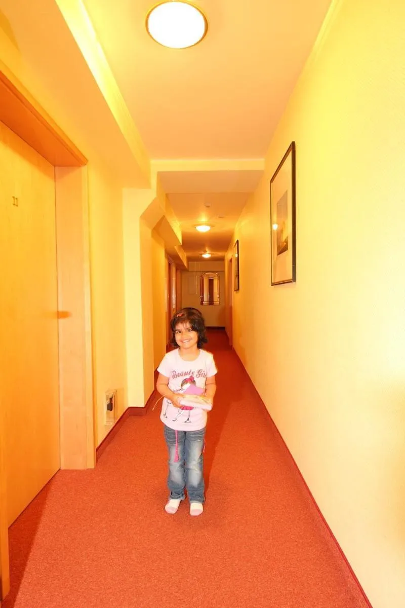 young children in Hotel Rheinfels