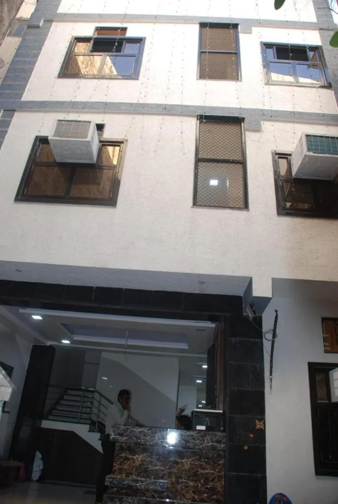 Hotel Chouhan Paradise