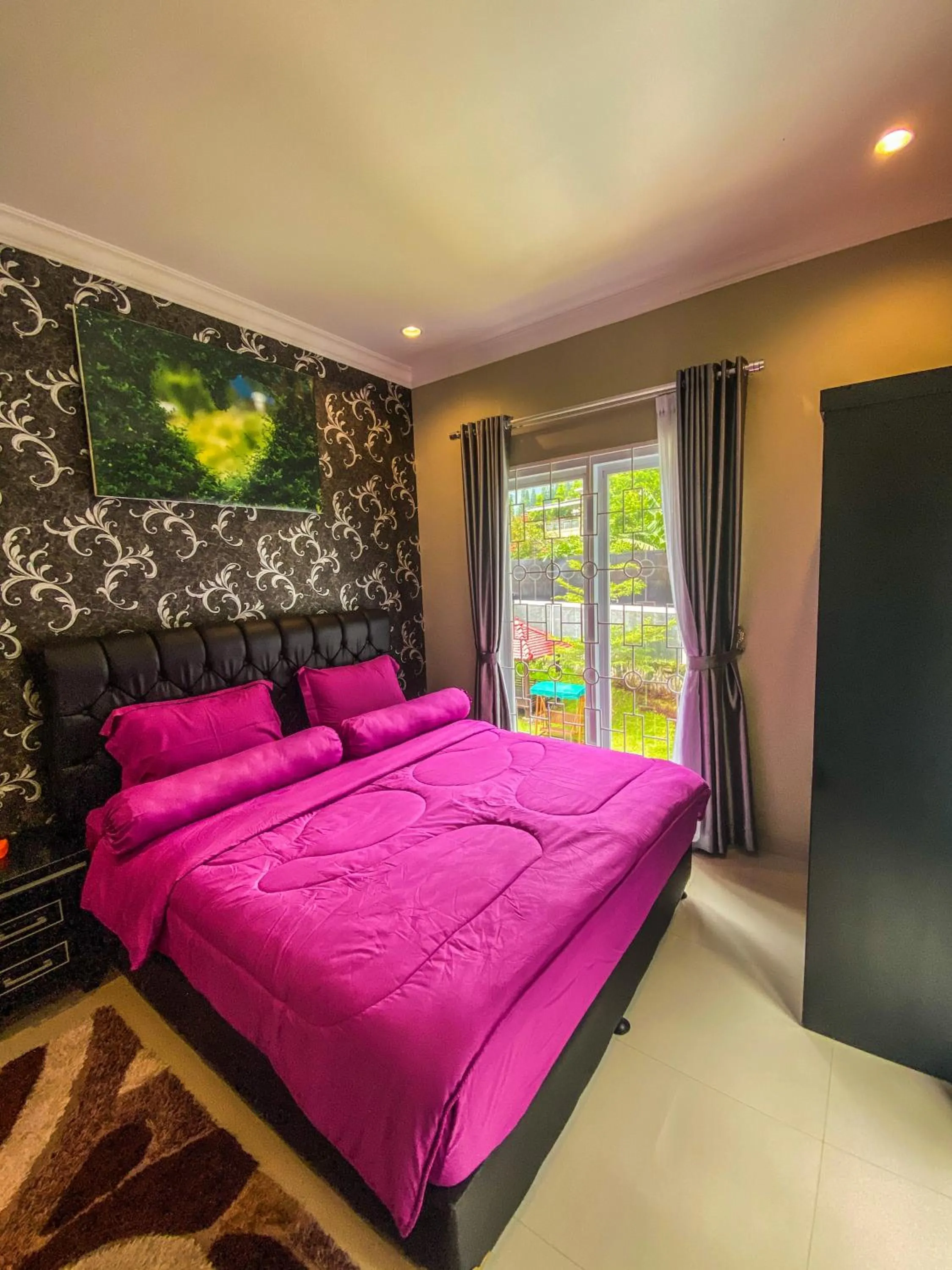 Bed in AL Marina Resort