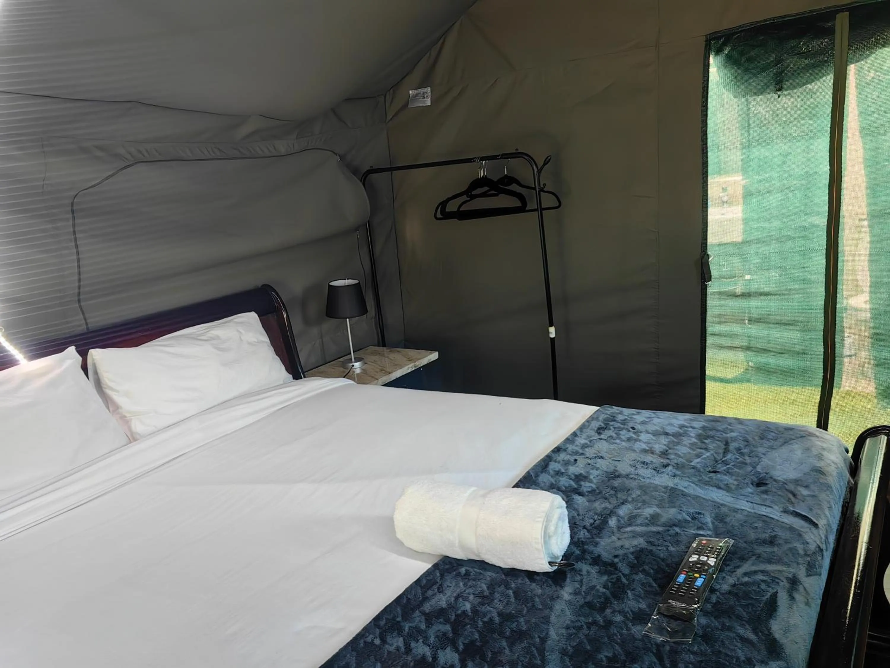 Bed in Gem of Manor drive