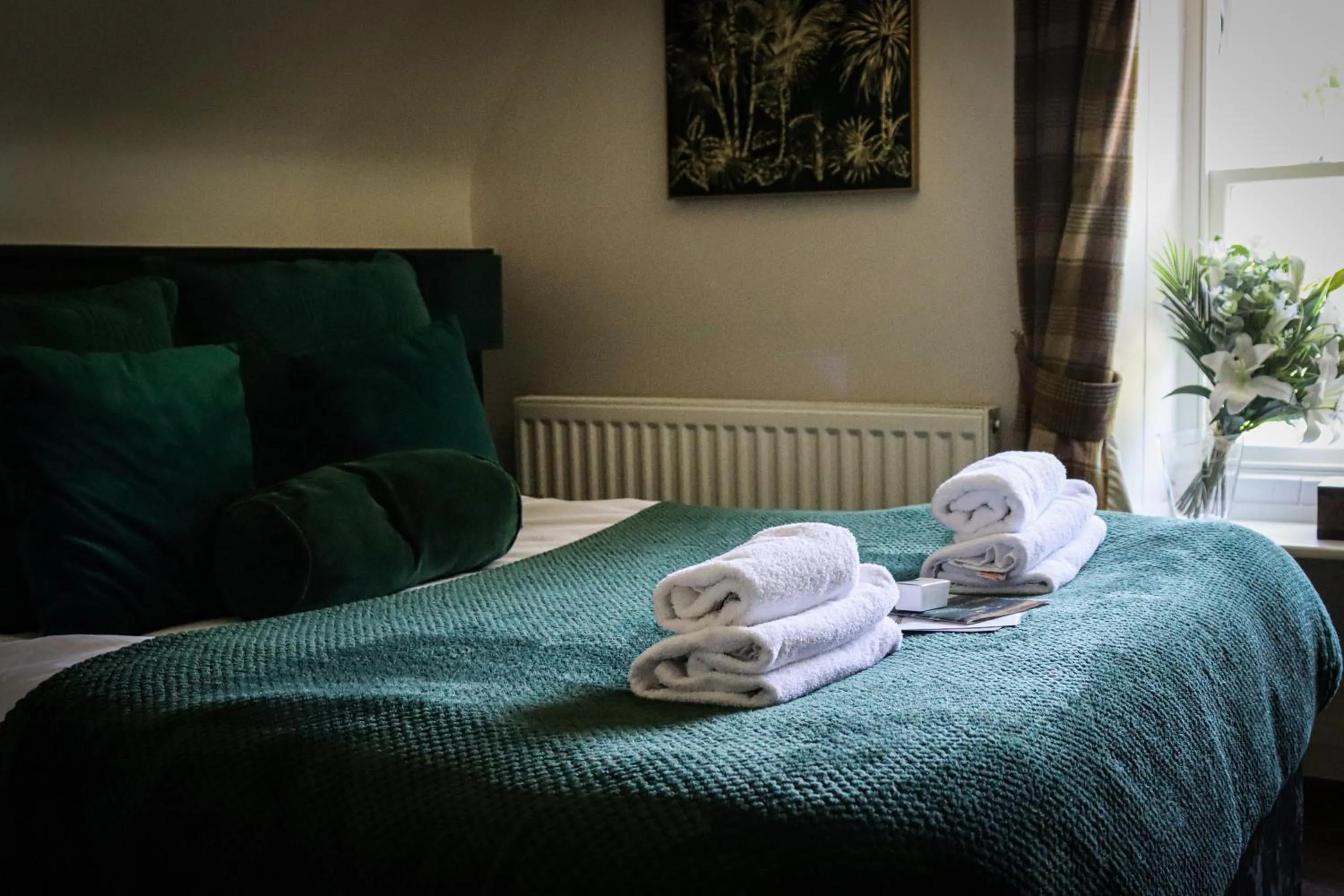 Bed in The Gateway Hotel