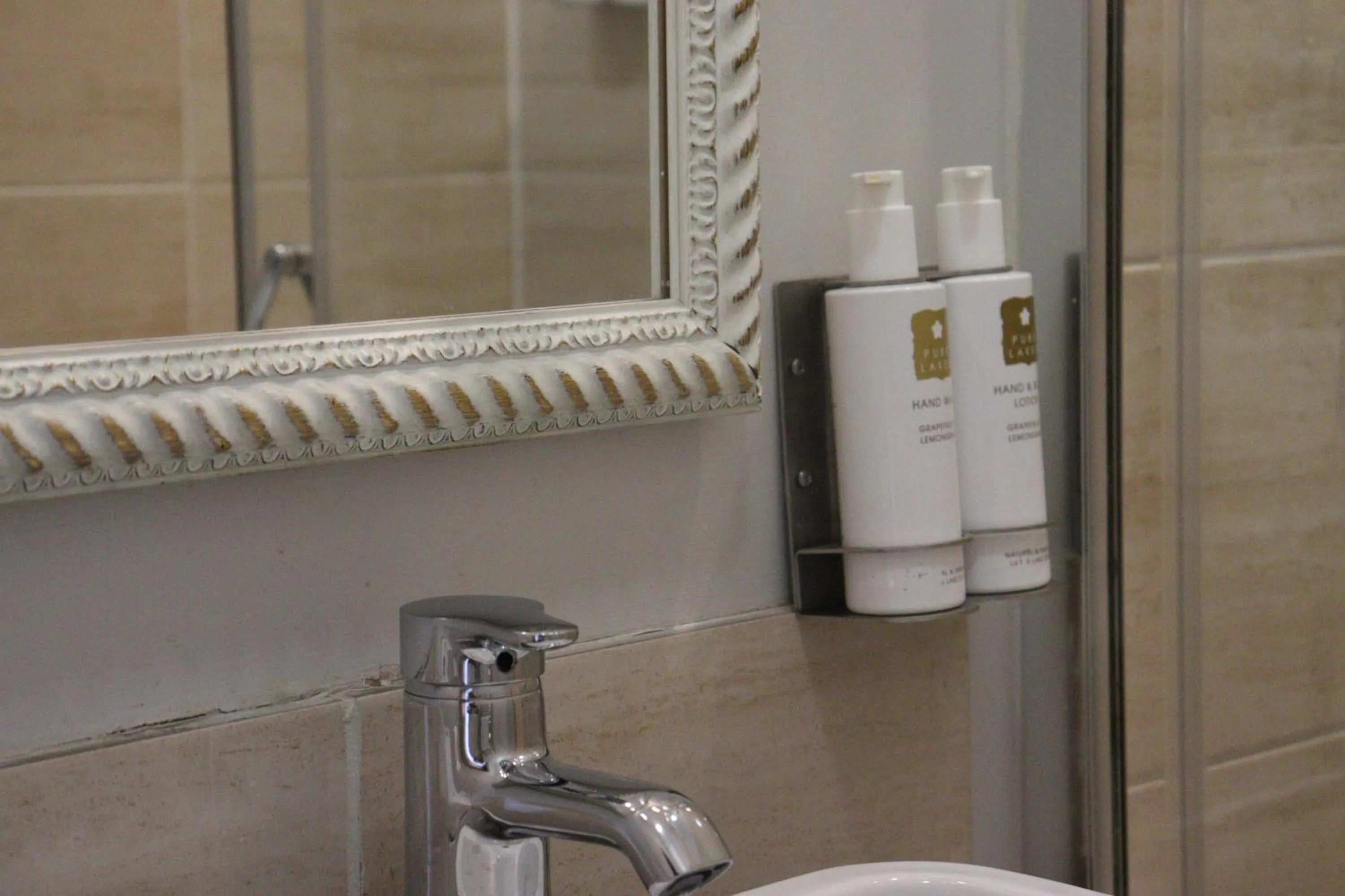 Bathroom in The Gateway Hotel