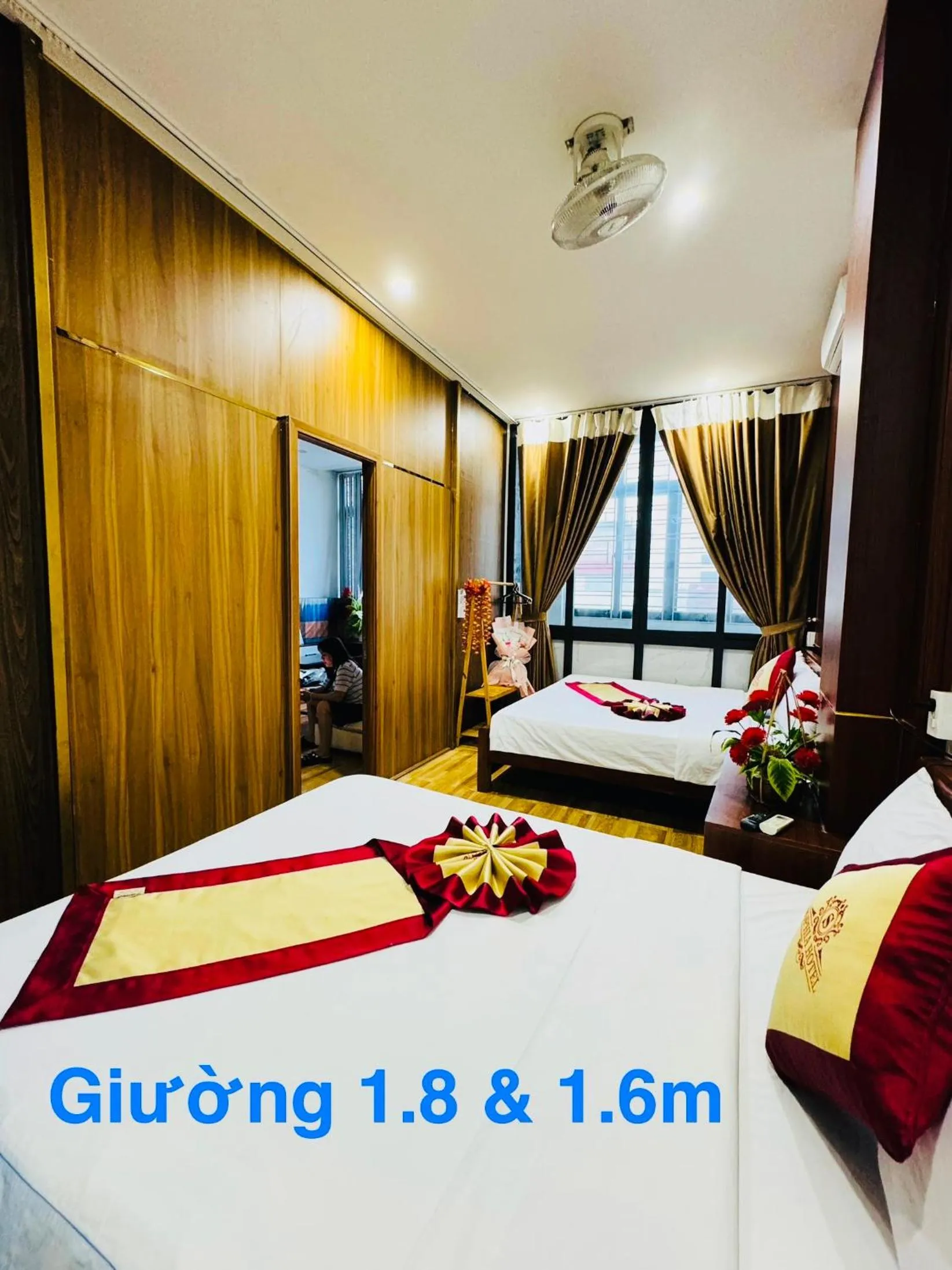 Bed in Sapphire HOTEL HUE