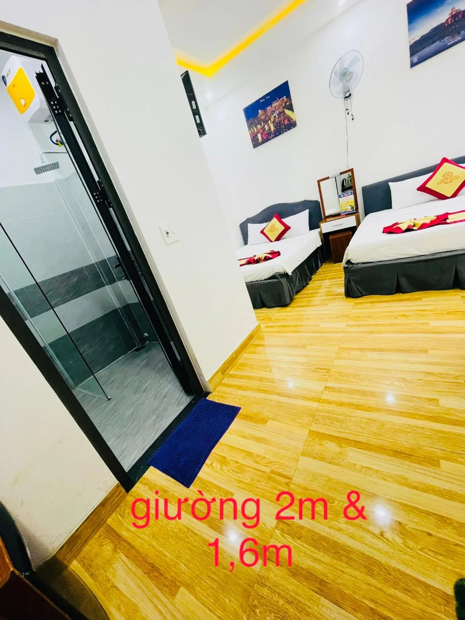 Bed in Sapphire HOTEL HUE