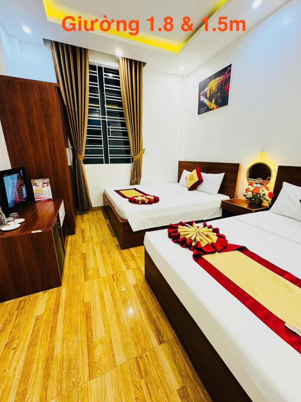 Photo of the whole room, Bed in Sapphire HOTEL HUE