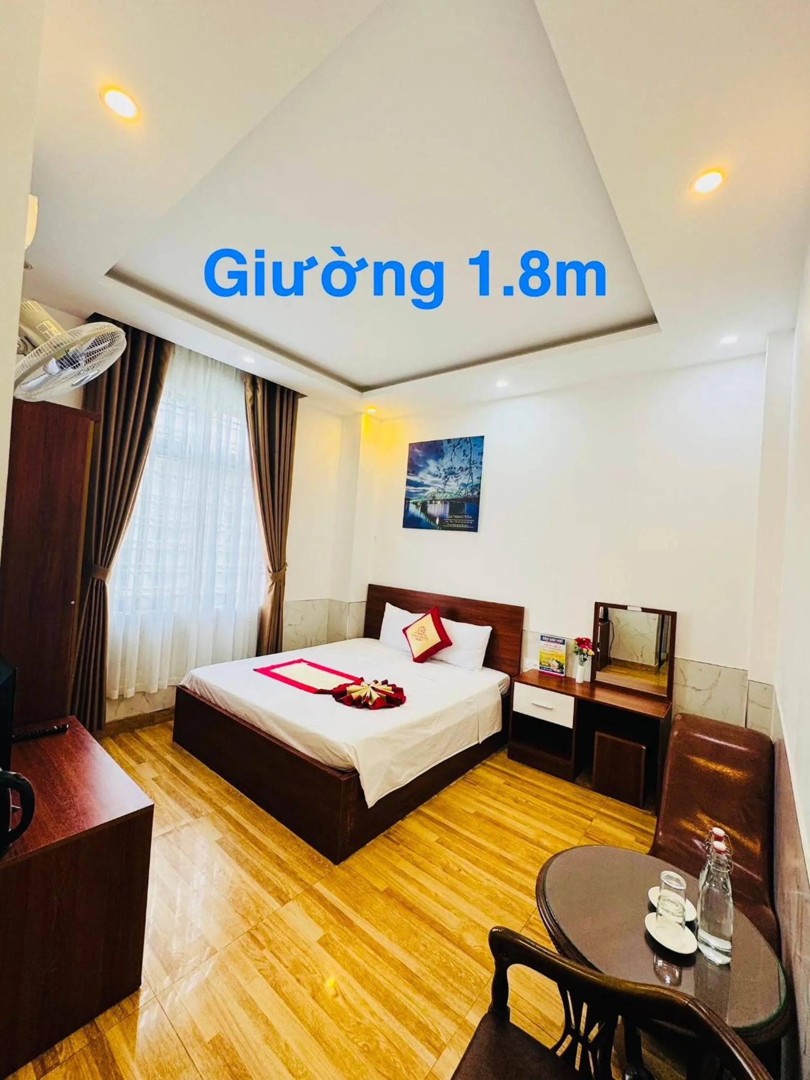 Bed in Sapphire HOTEL HUE