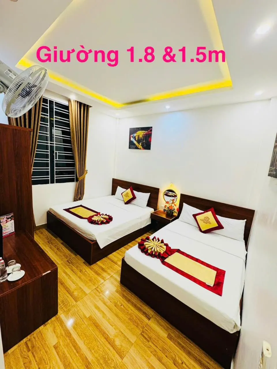 Bed in Sapphire HOTEL HUE