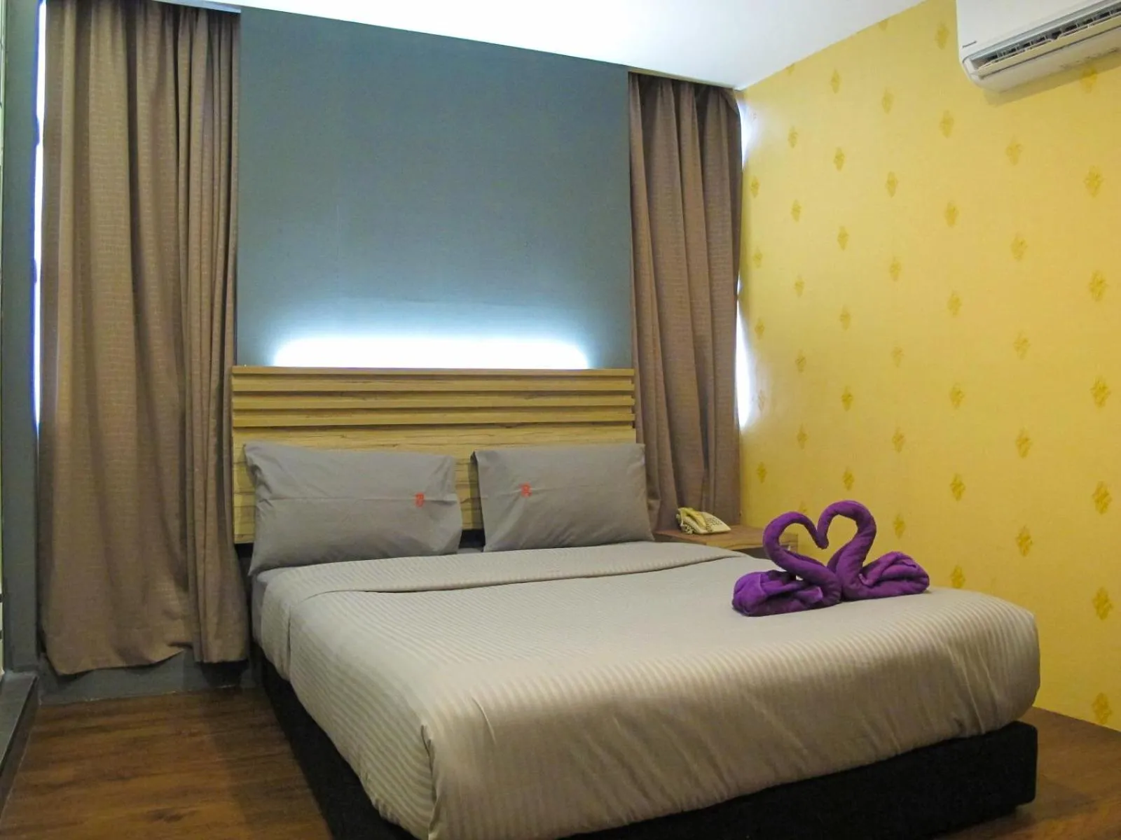 Photo of the whole room, Bed in Classical Boutique Hotel