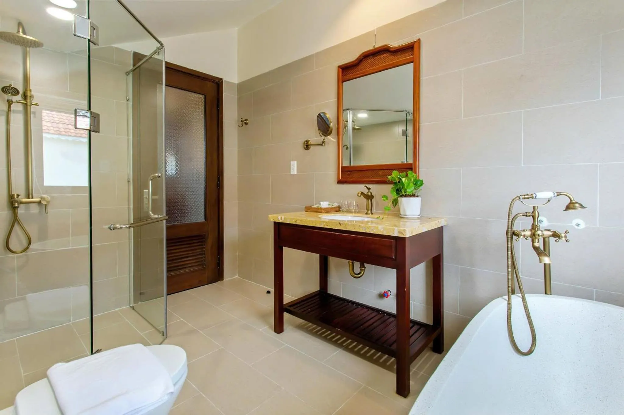 Toilet in Virgo Villa Quê Hội An