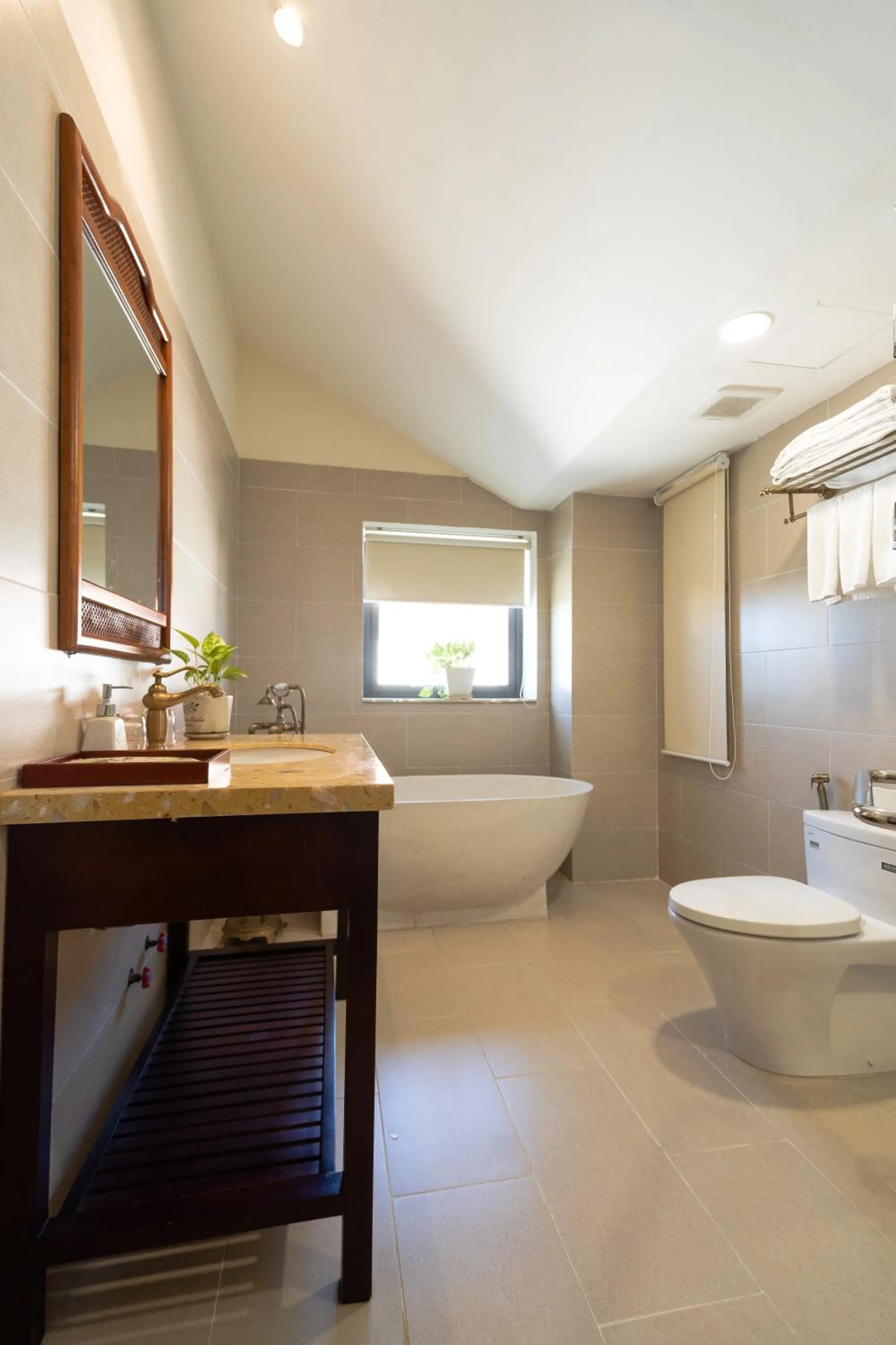 Bathroom in Virgo Villa Quê Hội An