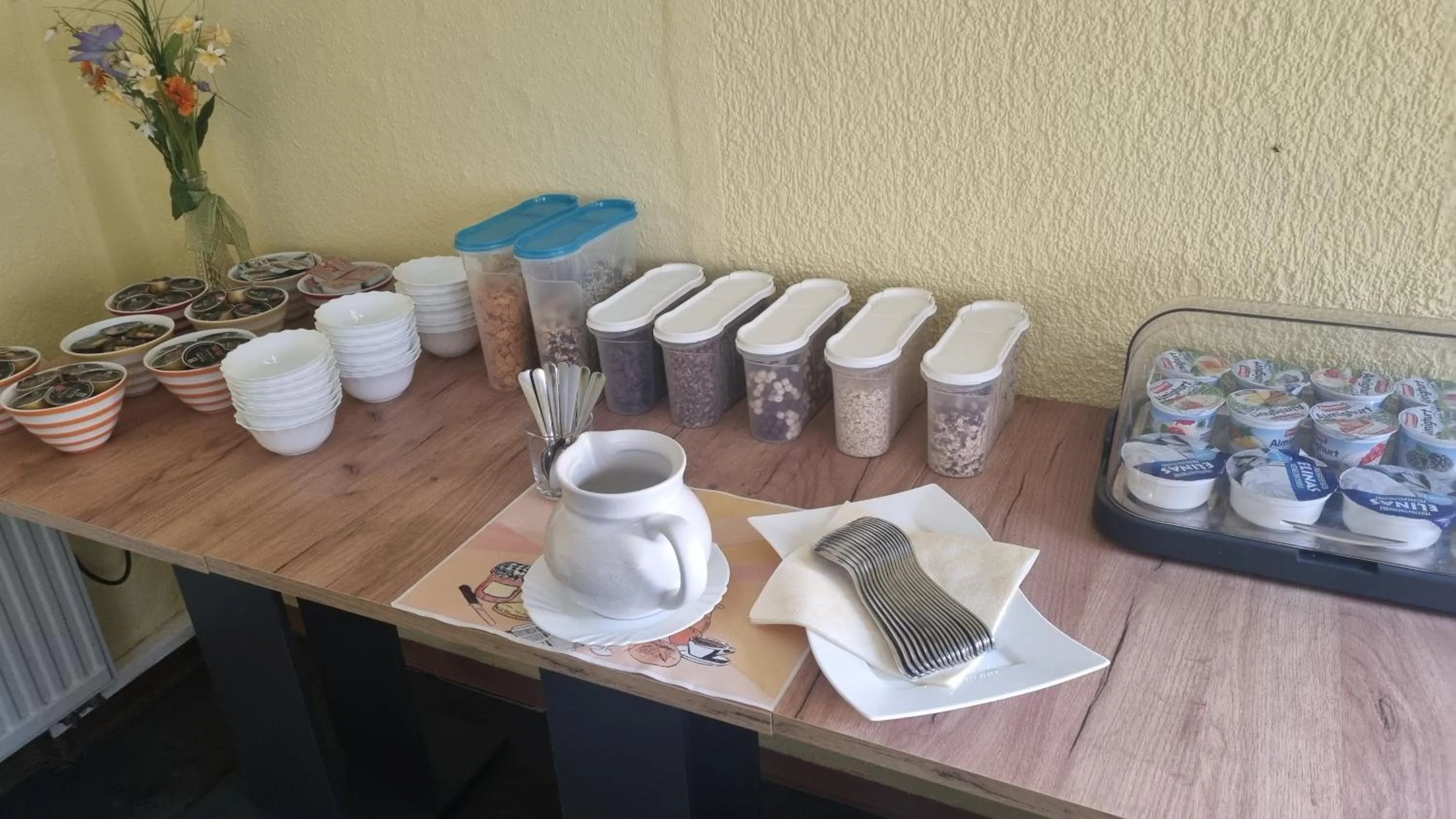 Breakfast in Hotel Schweizer Hof