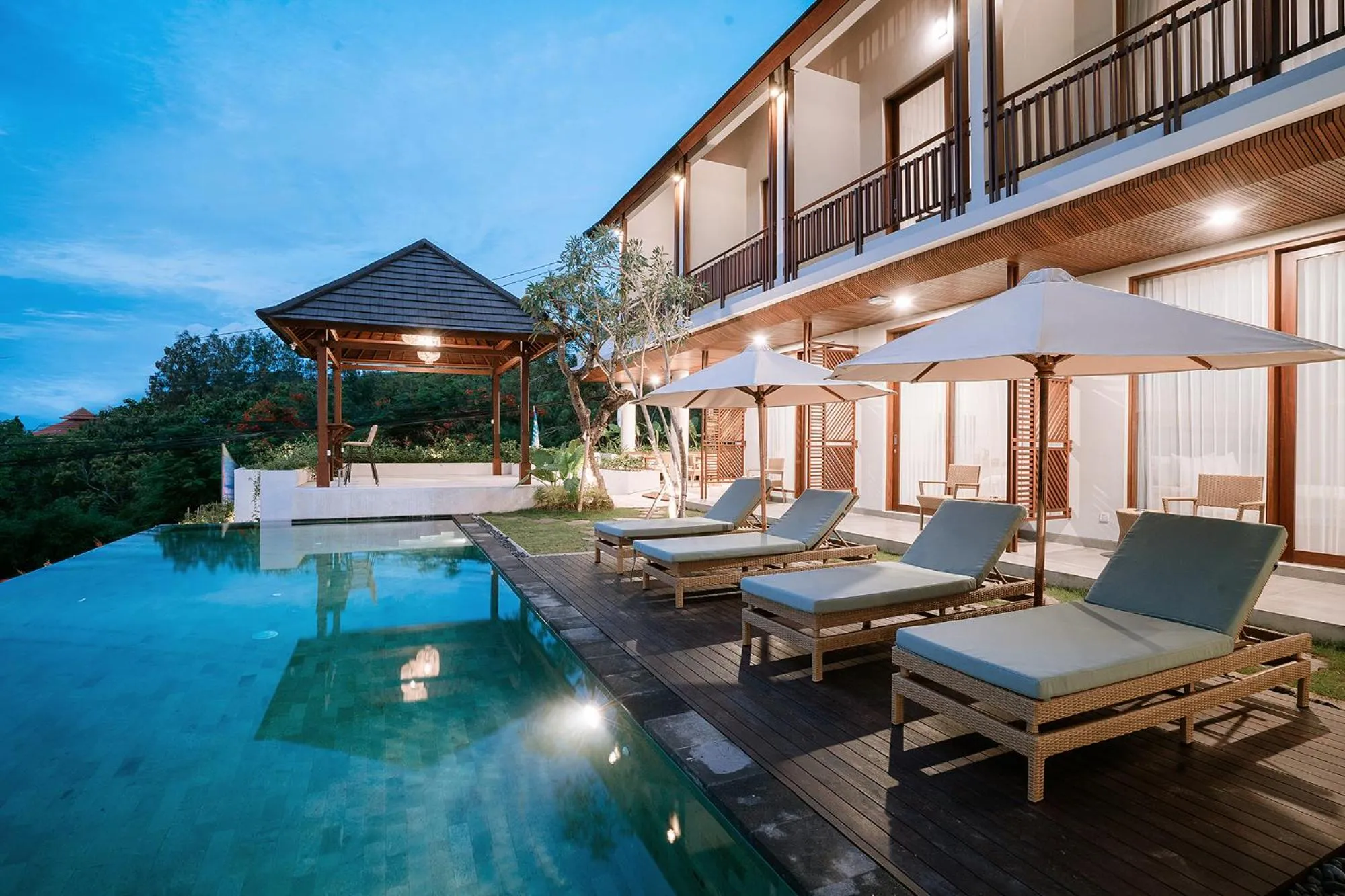 Swimming pool in One Degree Sunset Hill Leisure