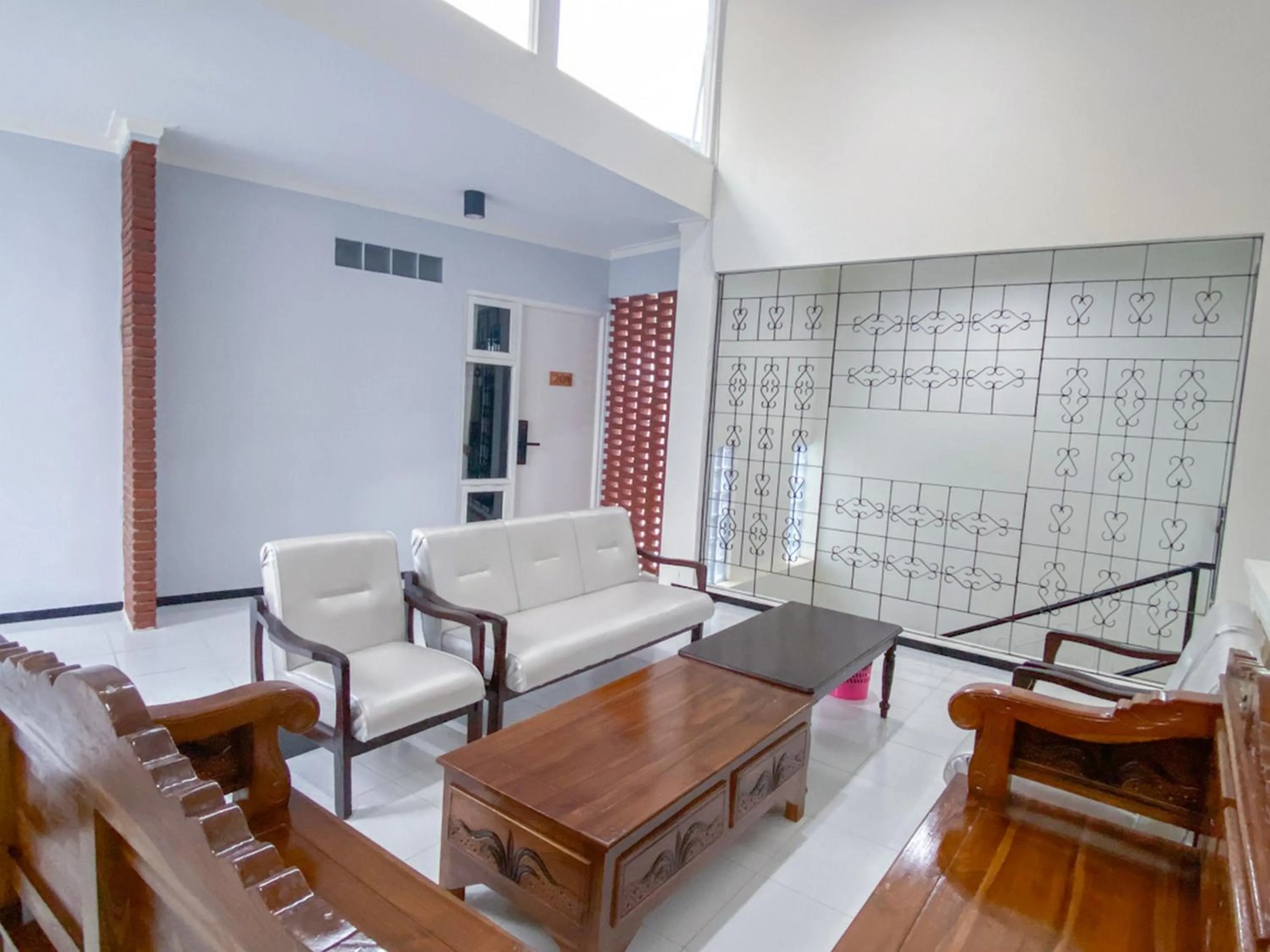 Property logo or sign in RedDoorz Syariah At Mitra Guest House