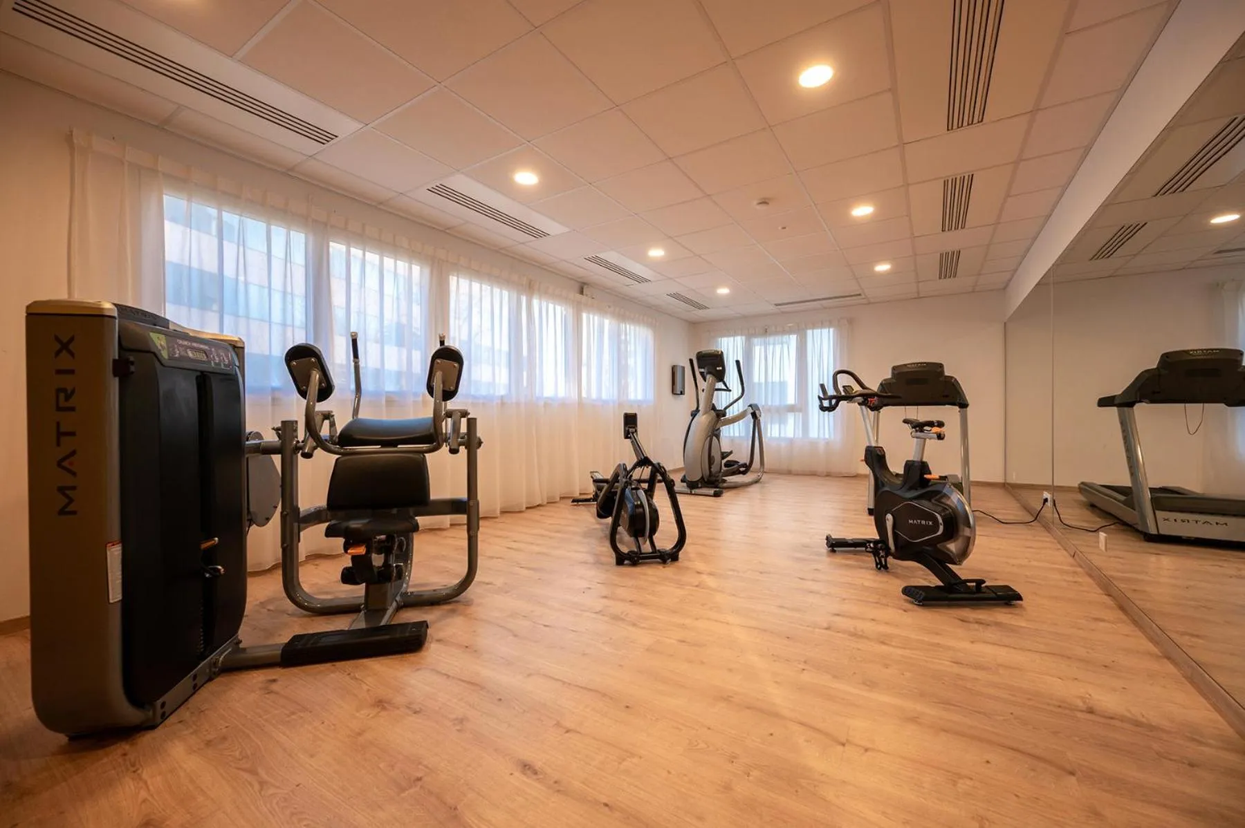 Fitness centre/facilities in Nemea Appart Hotel Europe Velizy Villacoublay