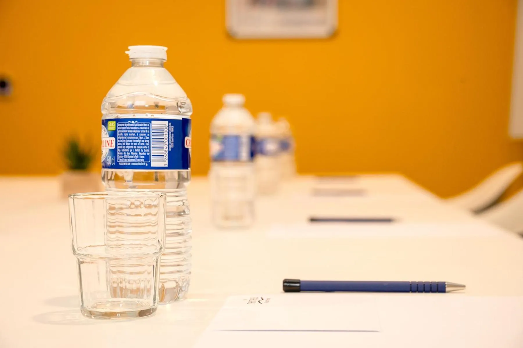 Meeting/conference room in Nemea Appart Hotel Europe Velizy Villacoublay