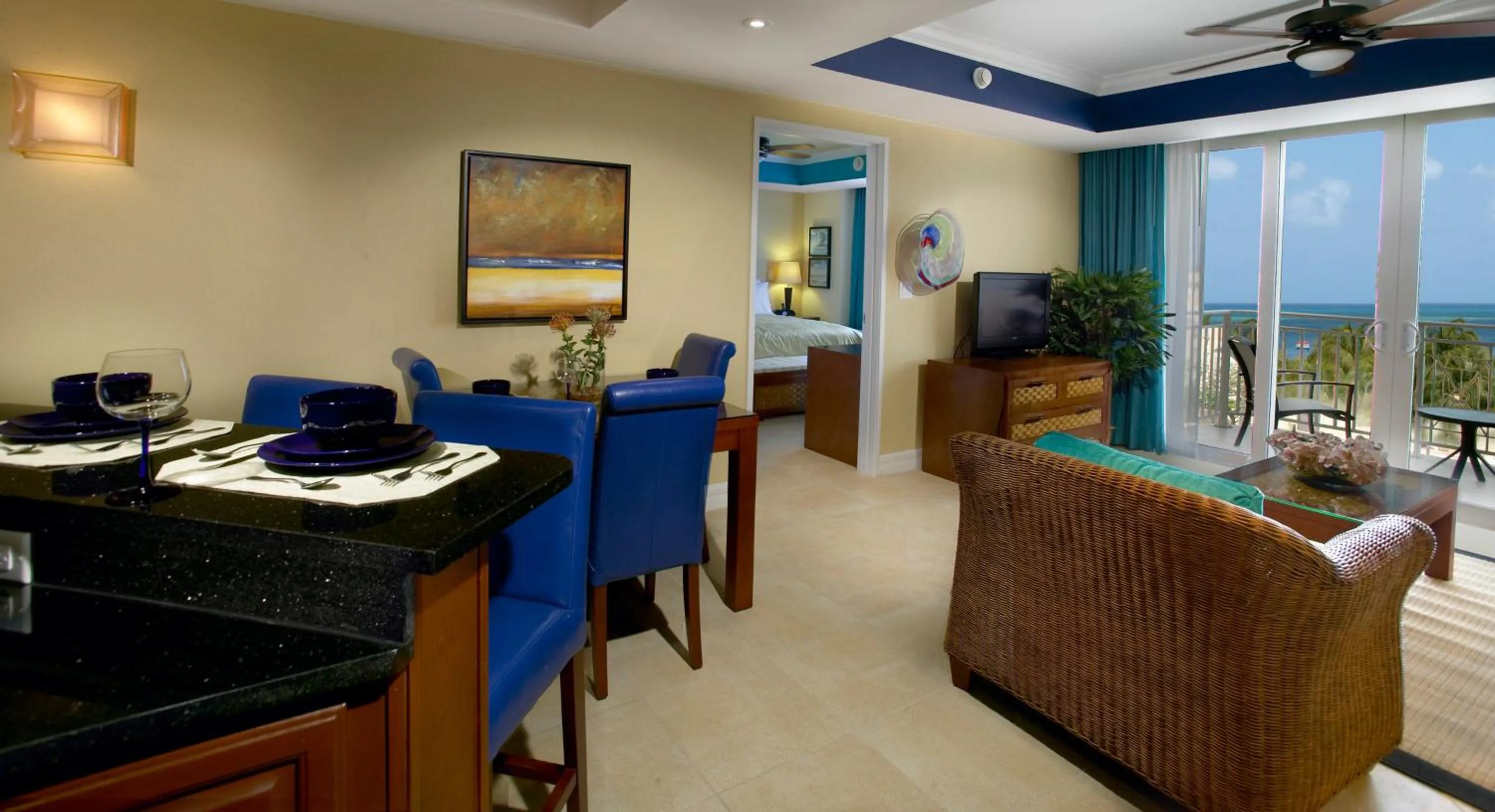 Communal lounge/ TV room in Divi Aruba Phoenix Beach Resort