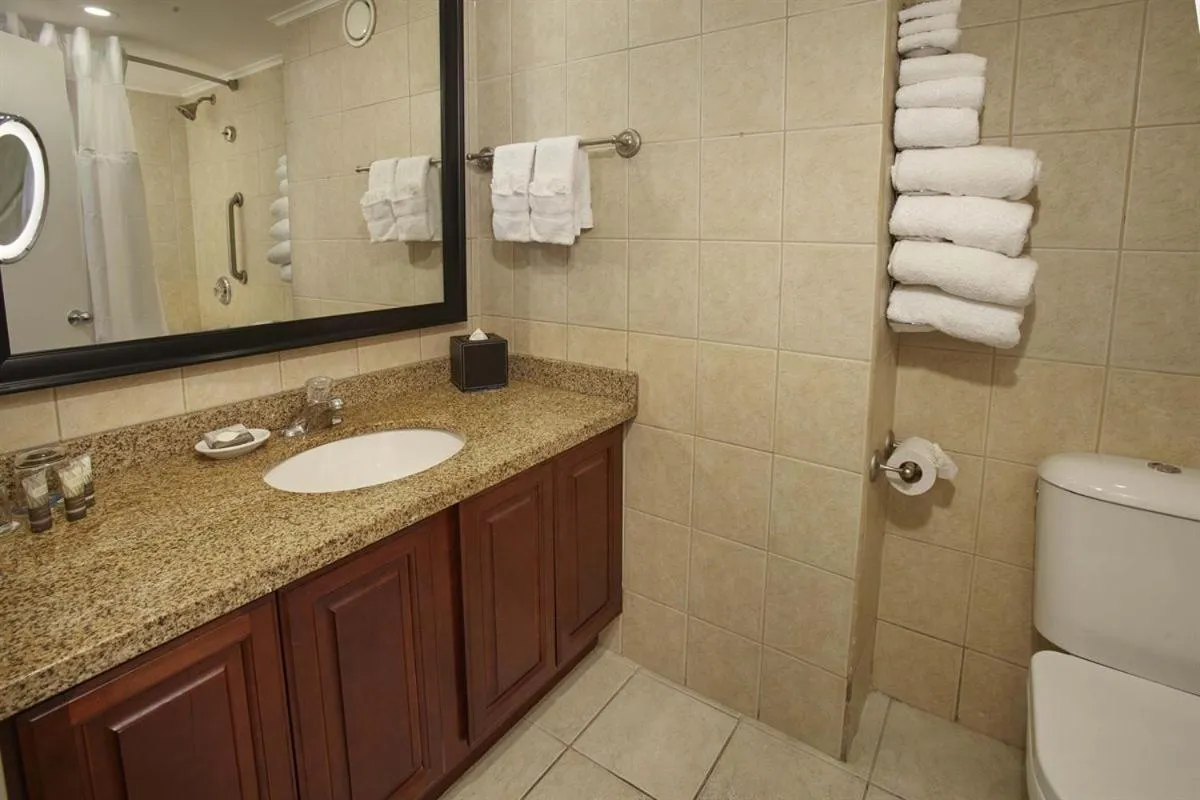 Bathroom in Divi Aruba Phoenix Beach Resort