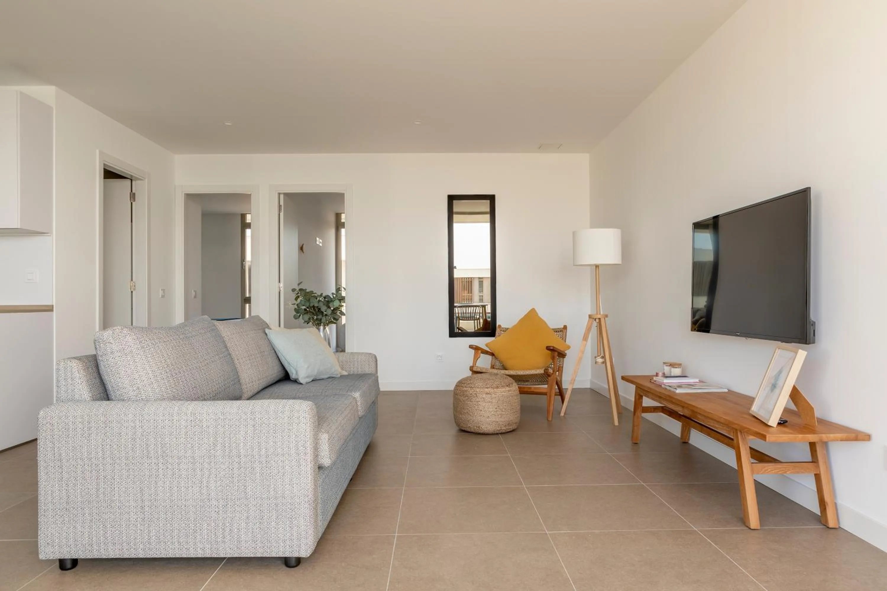 TV and multimedia in Kora Nivaria Beach