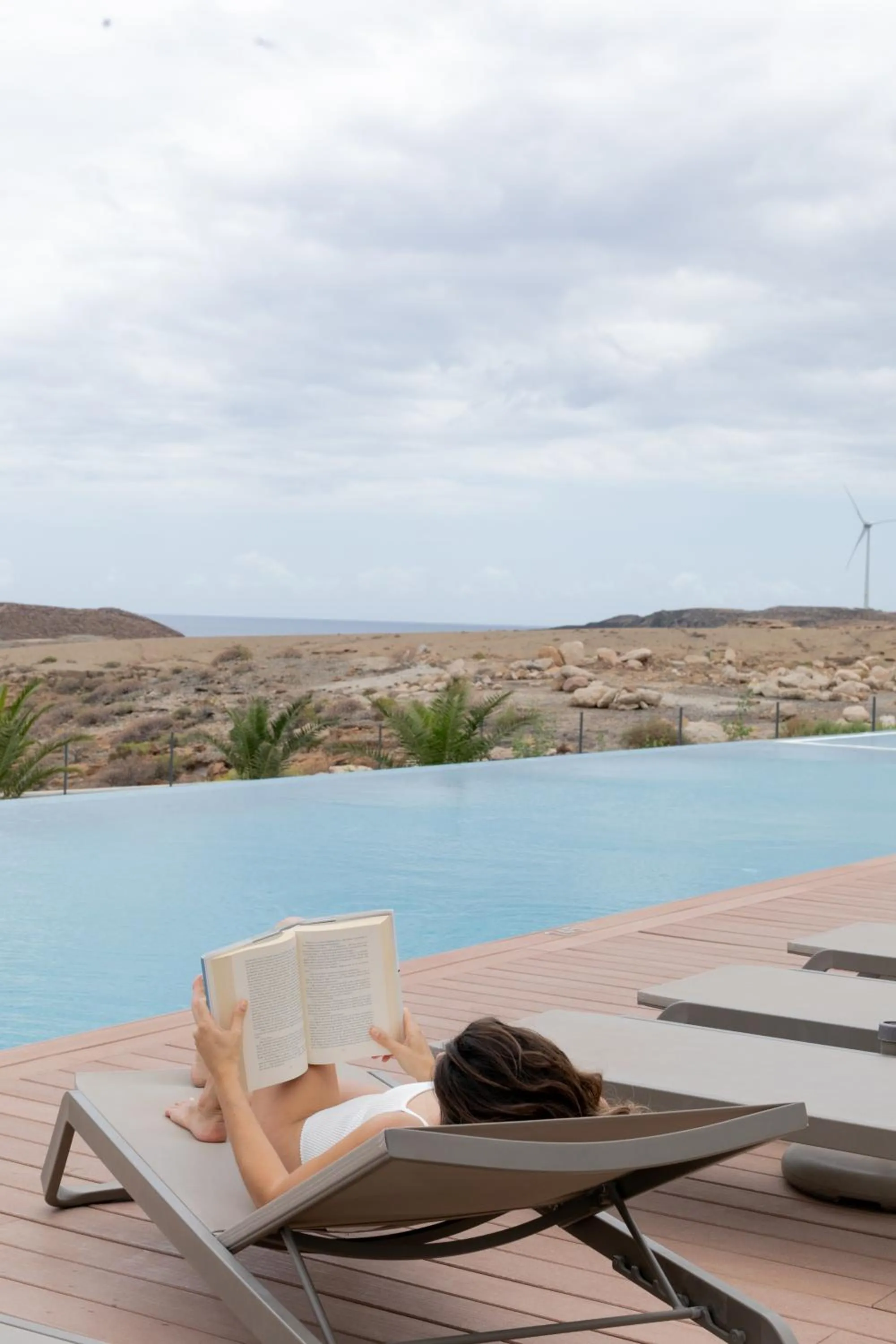 Swimming pool in Kora Nivaria Beach