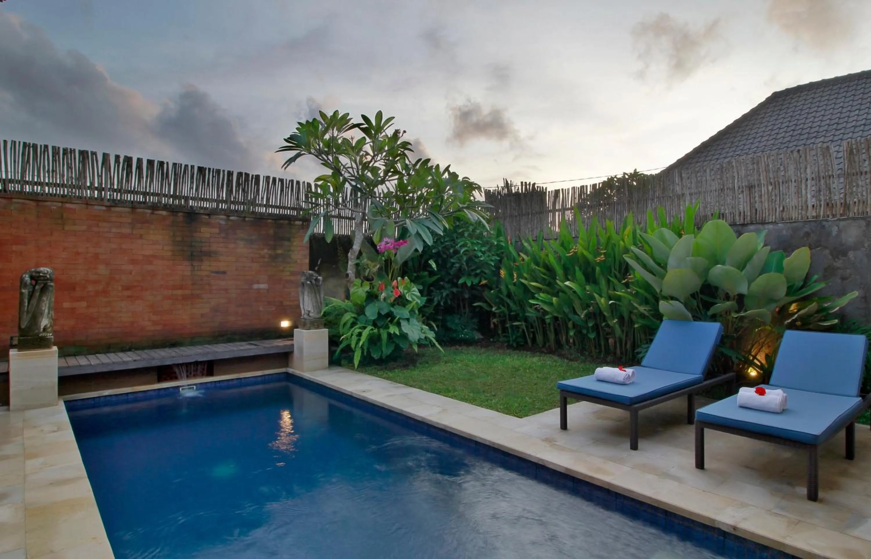 Pool view in Villa Wananta