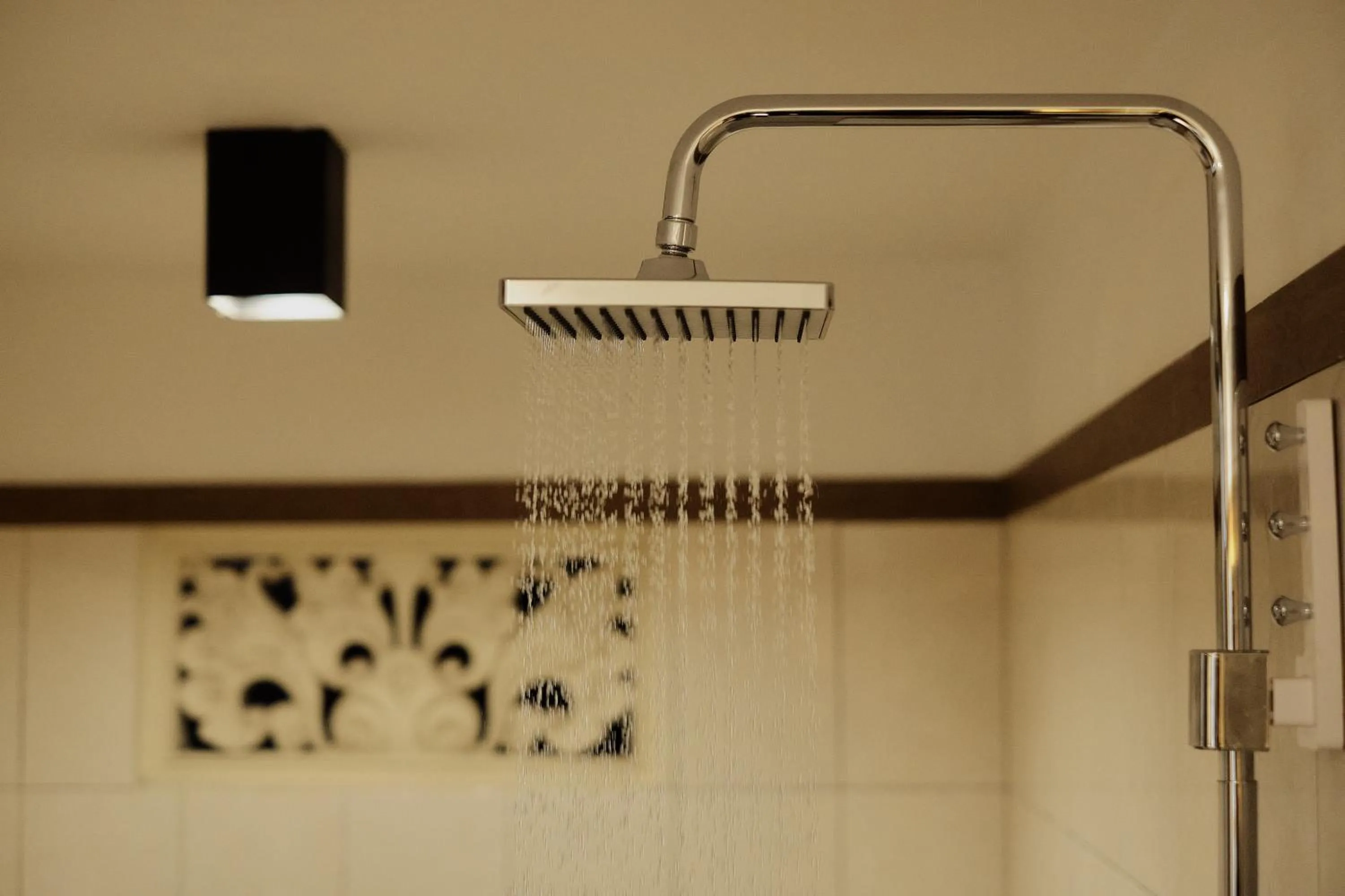 Shower in Villa Wananta