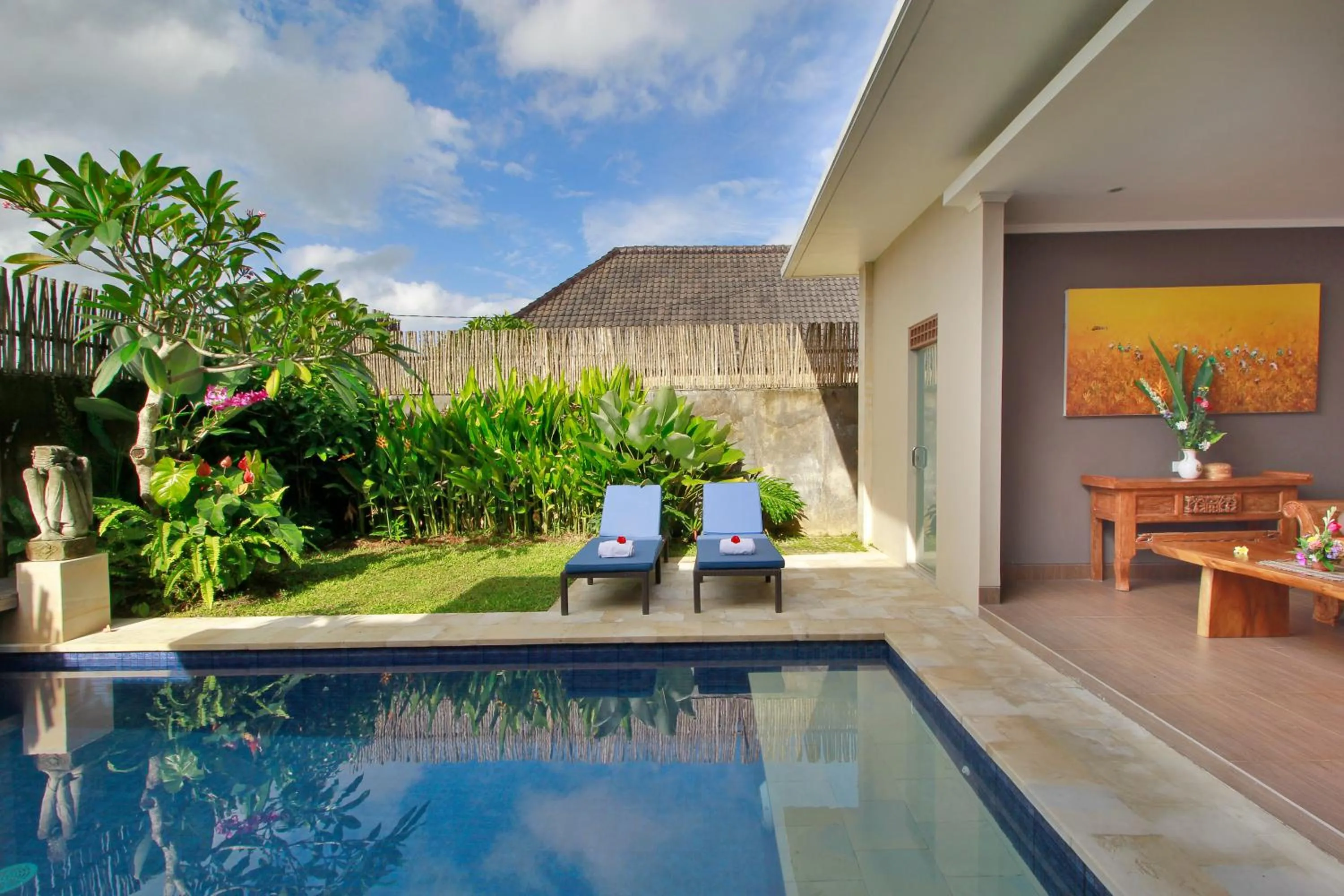 Pool view in Villa Wananta