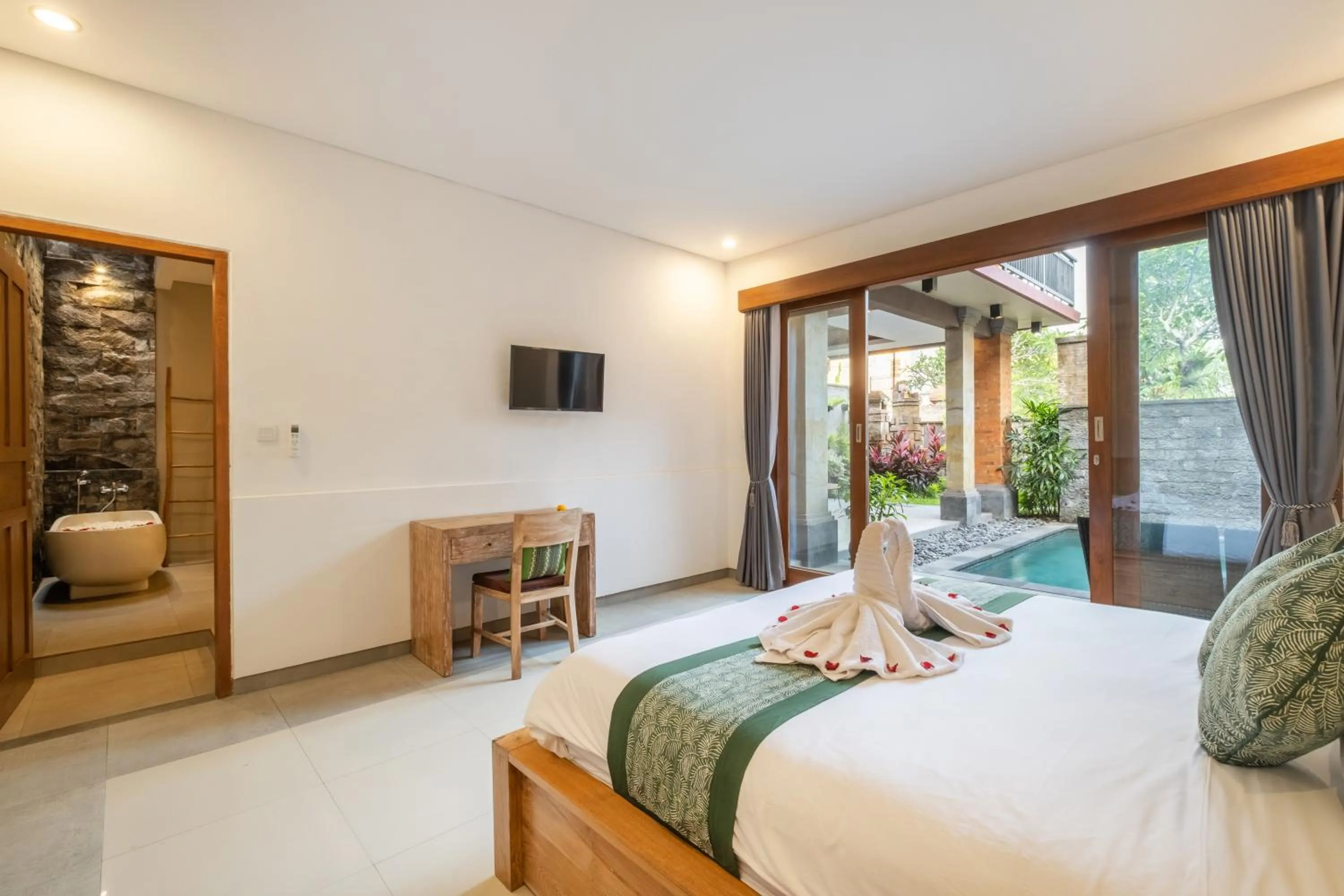 Bed in Villa Wananta