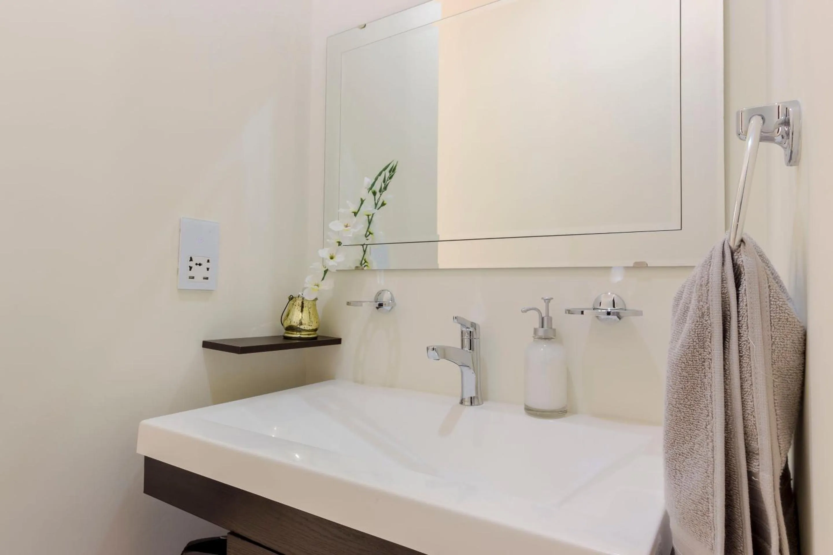 Bathroom in Bright & Relaxing Full Apartment
