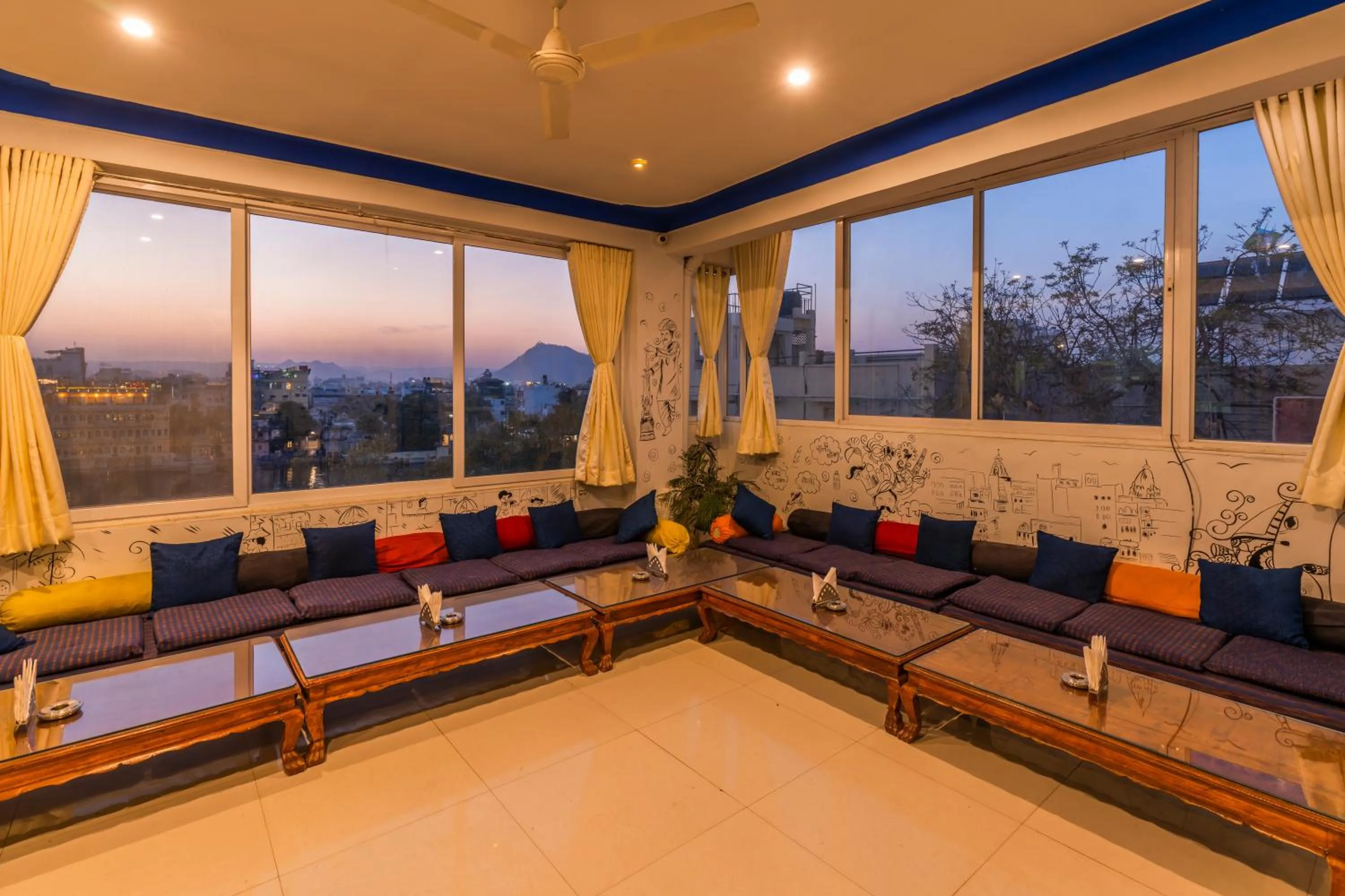 Seating area in Shalom Backpackers Udaipur