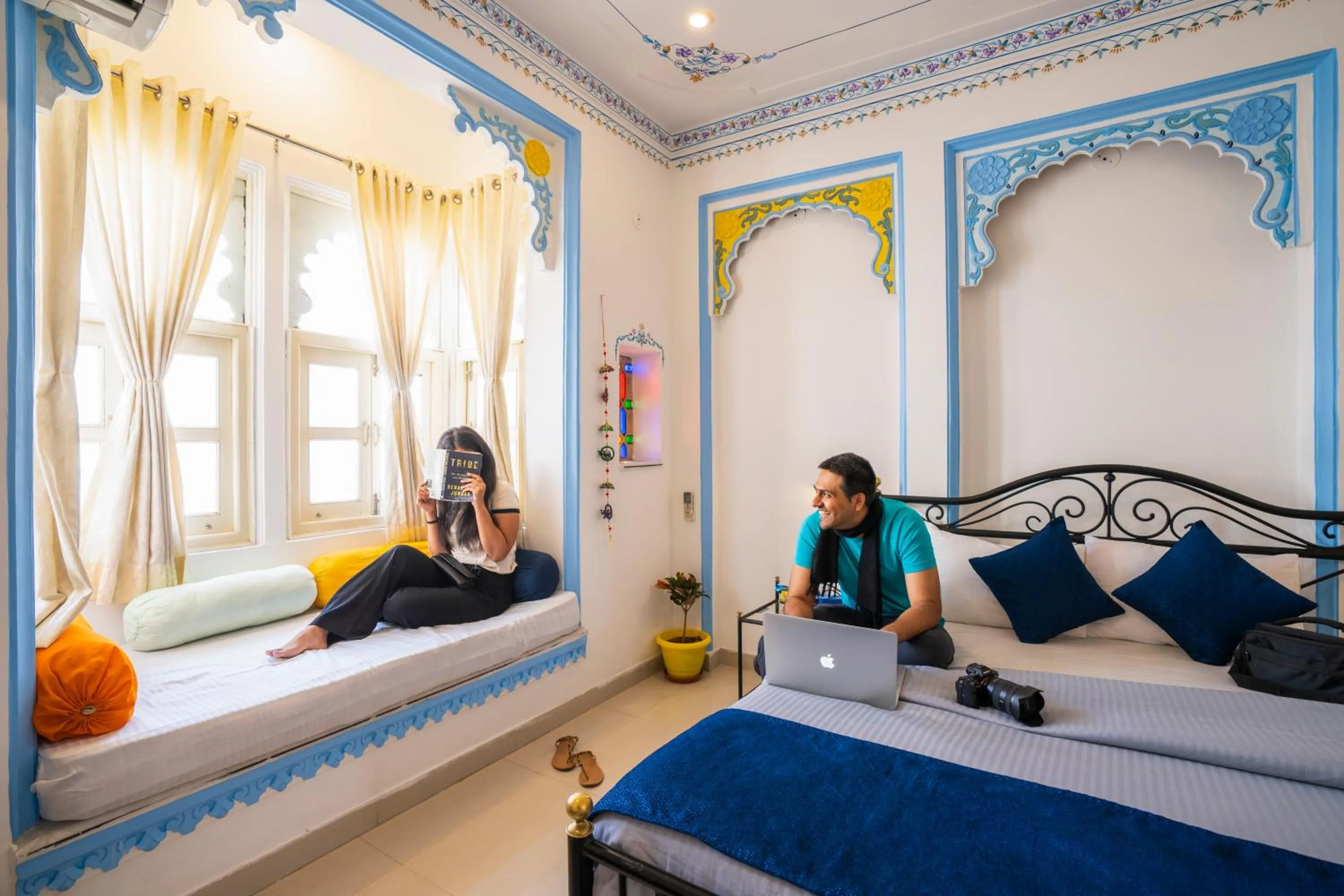 Bed in Shalom Backpackers Udaipur