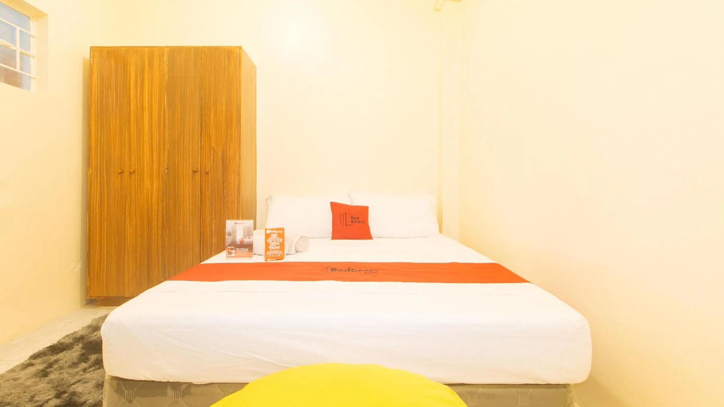 Bedroom, Bed in RedDoorz at V-Cloud Hills near De La Salle Dasmarinas Cavite