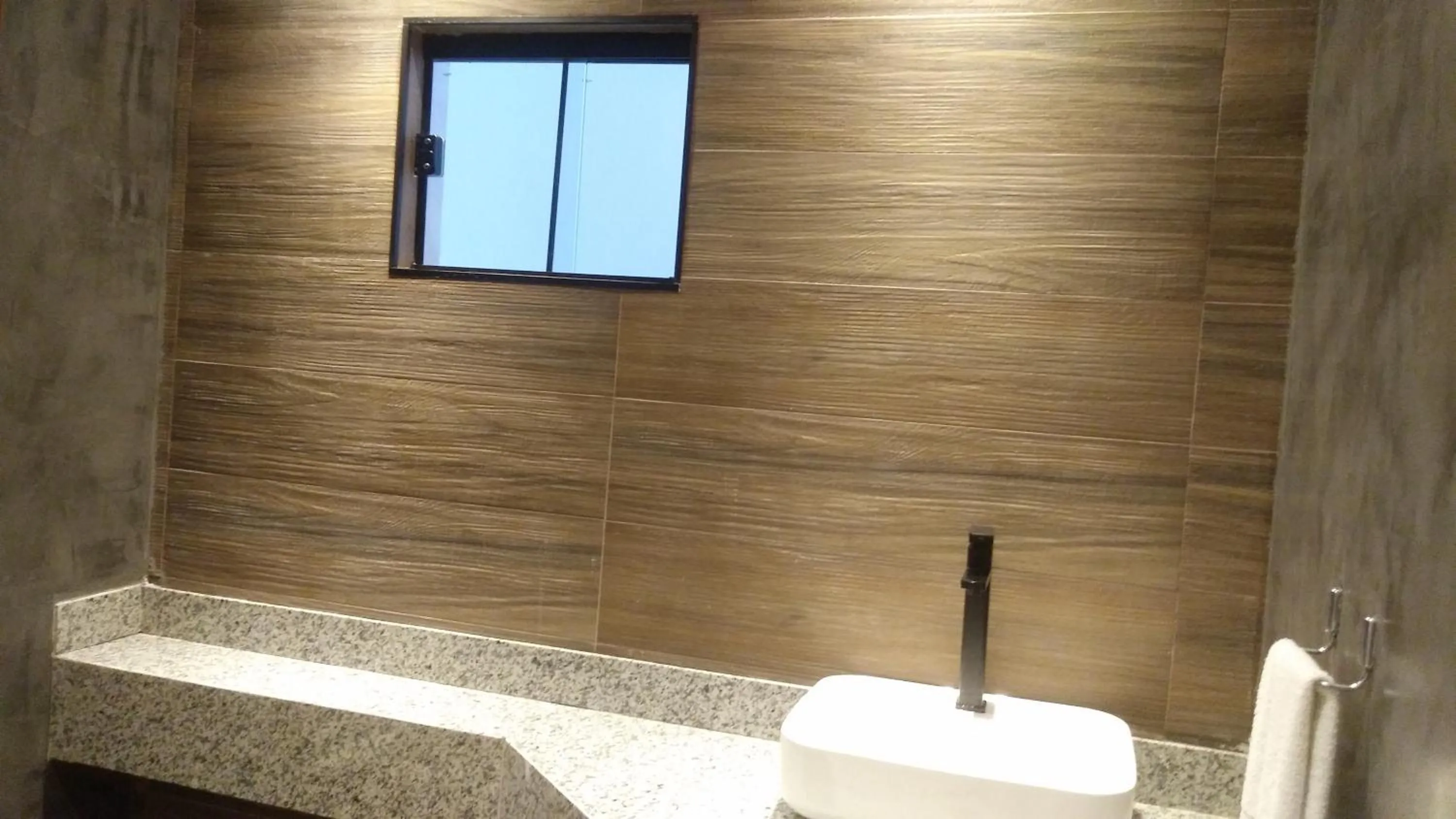 Bathroom in HUB Hotel