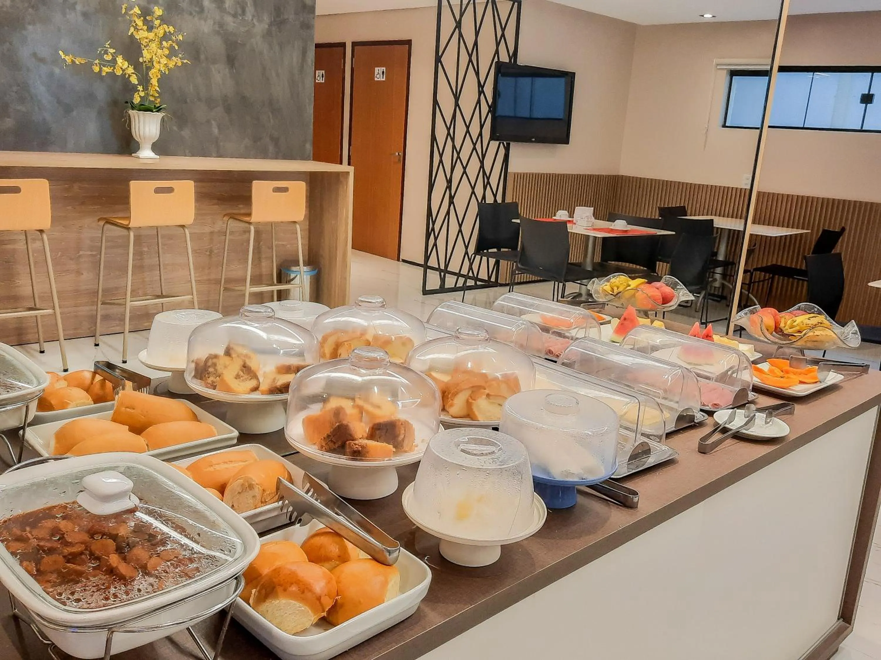 Breakfast in HUB Hotel