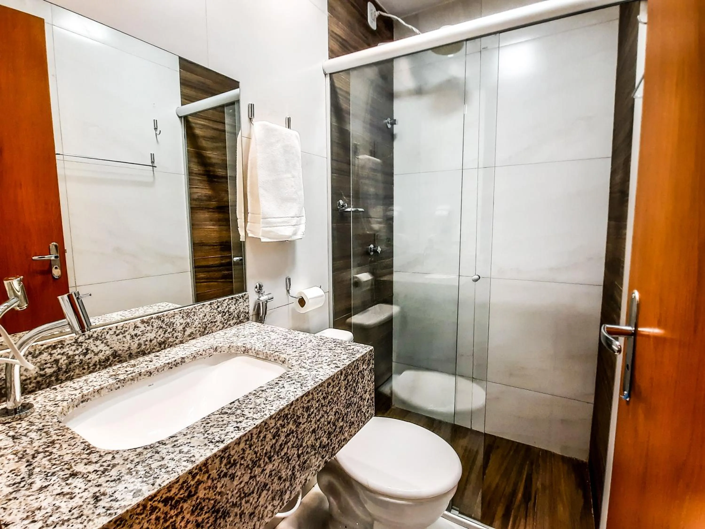 Bathroom in HUB Hotel