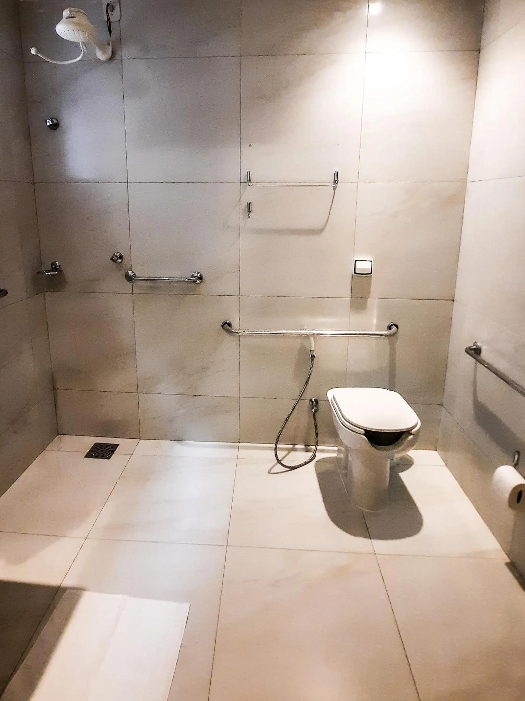 Bathroom in HUB Hotel