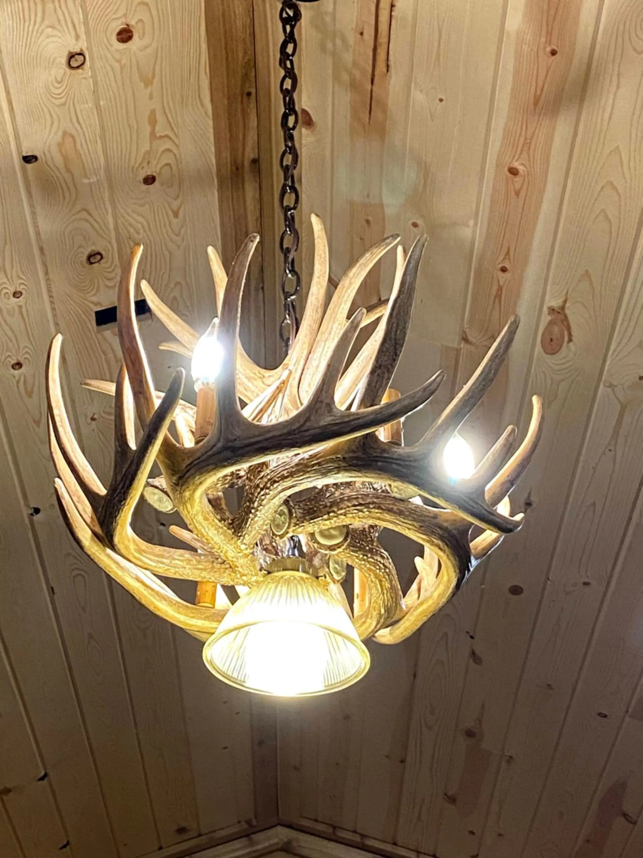 Decorative detail in Cabin Village