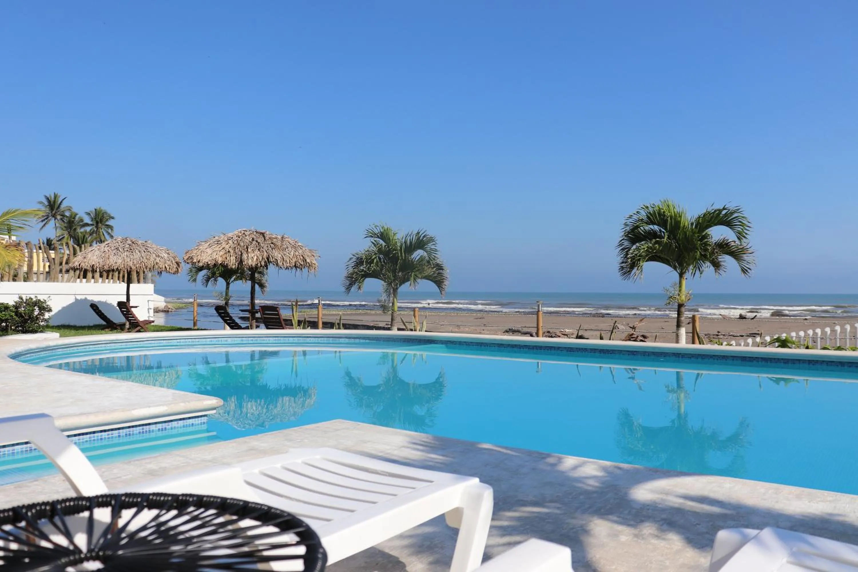 Swimming pool in Hotel Lunazul In Costa Esmeralda