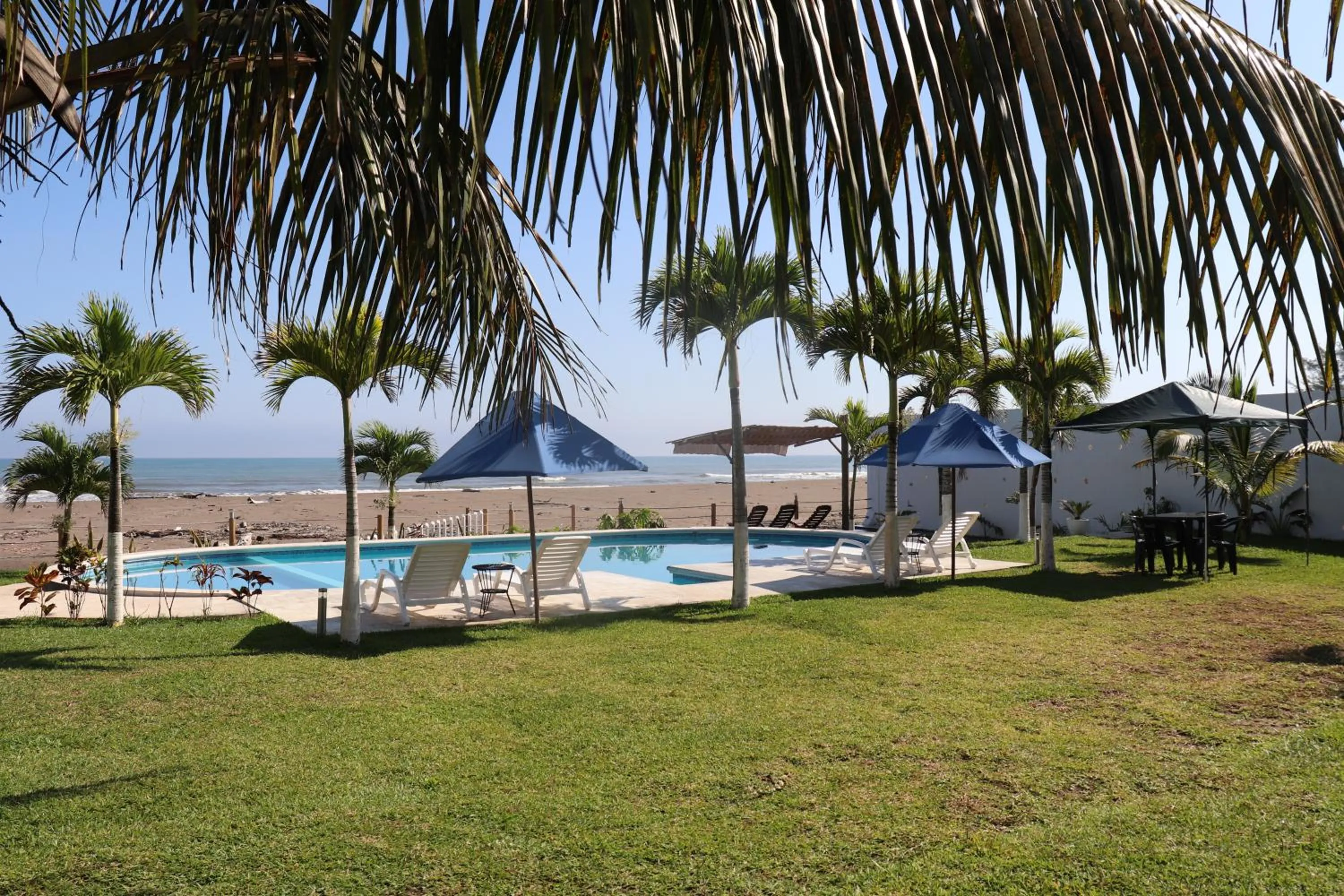 Swimming pool in Hotel Lunazul In Costa Esmeralda