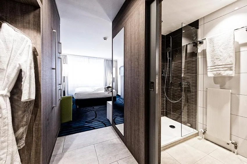 Shower in SeminarHotel am Ägerisee