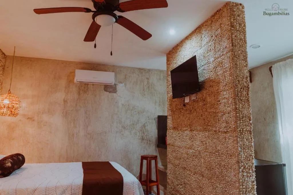 Photo of the whole room, Bed in Hotel Boutique Bugambilias