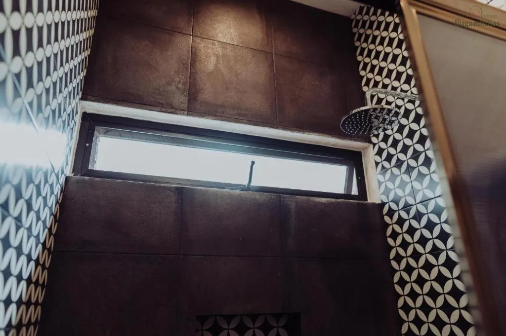 Shower in Hotel Boutique Bugambilias