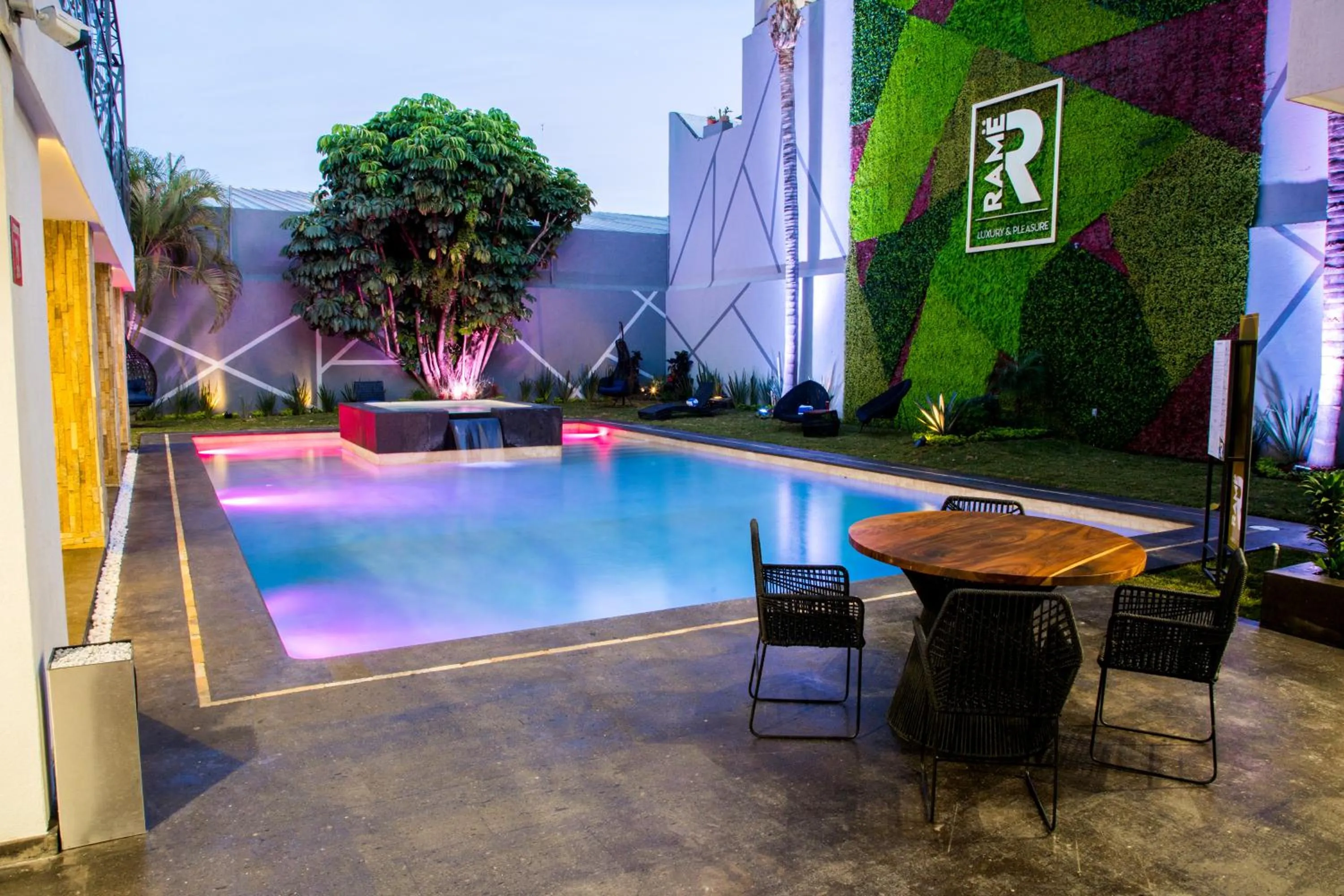 Pool view in Ramë Hotel Boutique