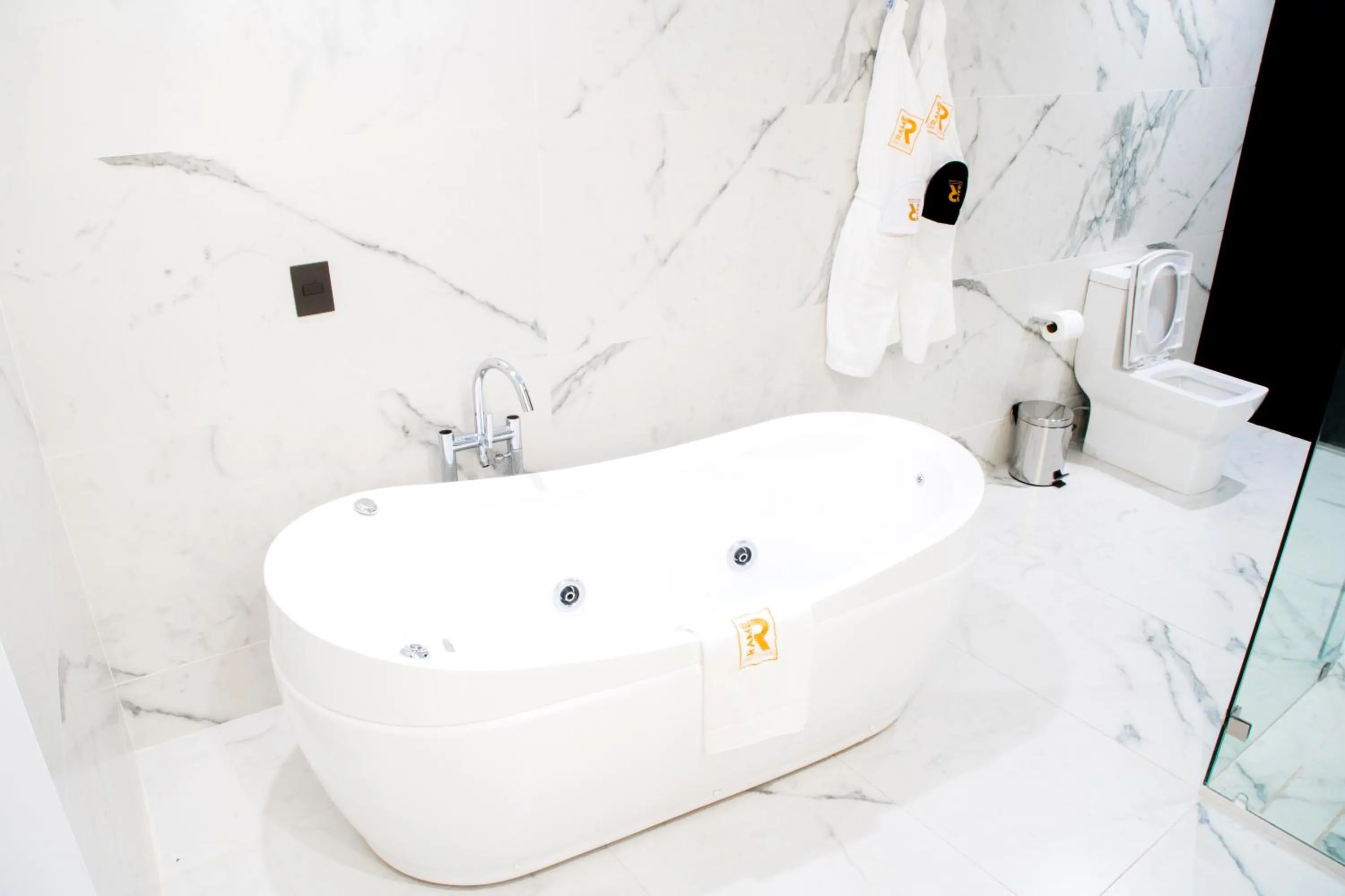 Hot Tub in Ramë Hotel Boutique